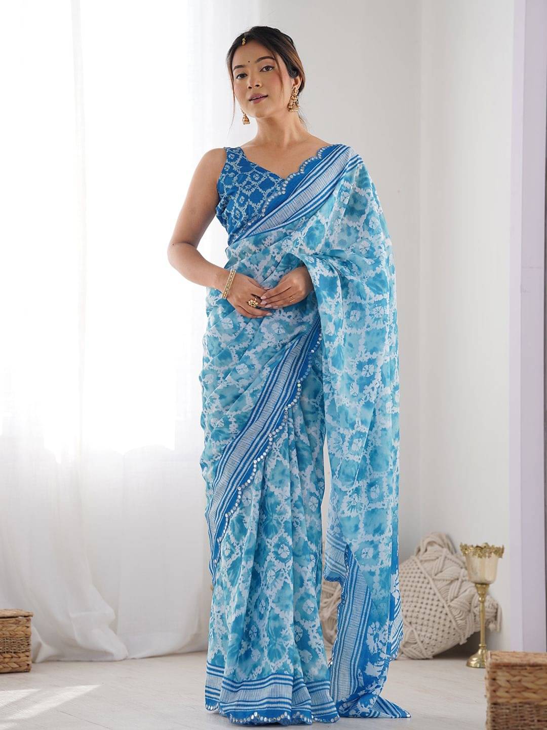     			BLEESBURY Georgette Embroidered Regular Saree With Unstitched Blouse Piece ( Multicolor 8 )