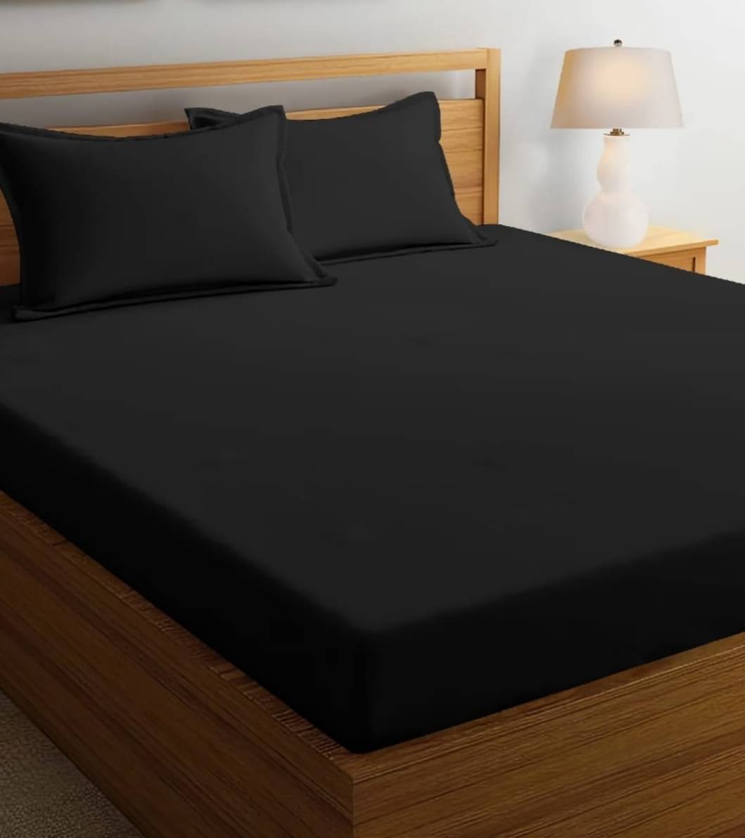     			Bromwick Microfiber 1 Double Bedsheet with 2 Pillow Covers ( Black )