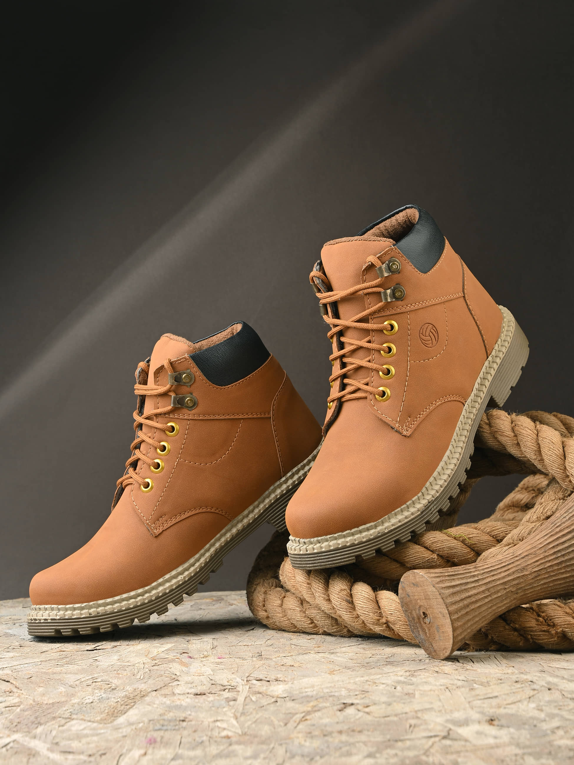 Bucik Tan Men's Casual Boots