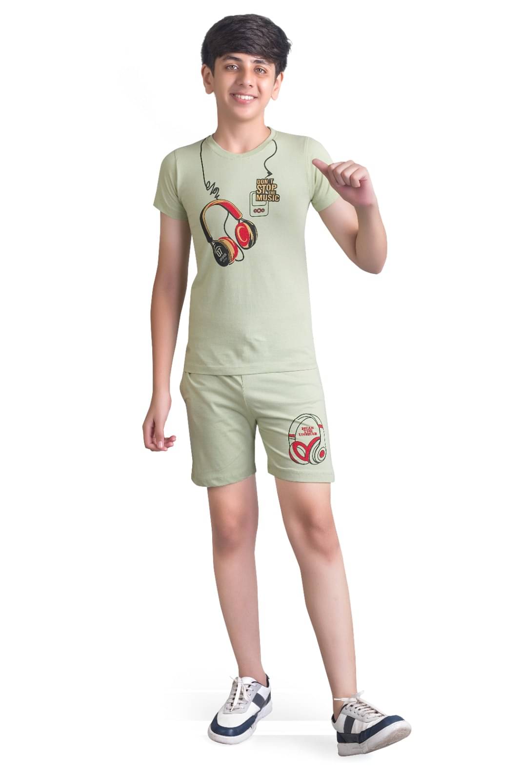     			CuteBee Pack of 1 Boys Cotton Blend T-Shirt & Shorts Set ( Green )