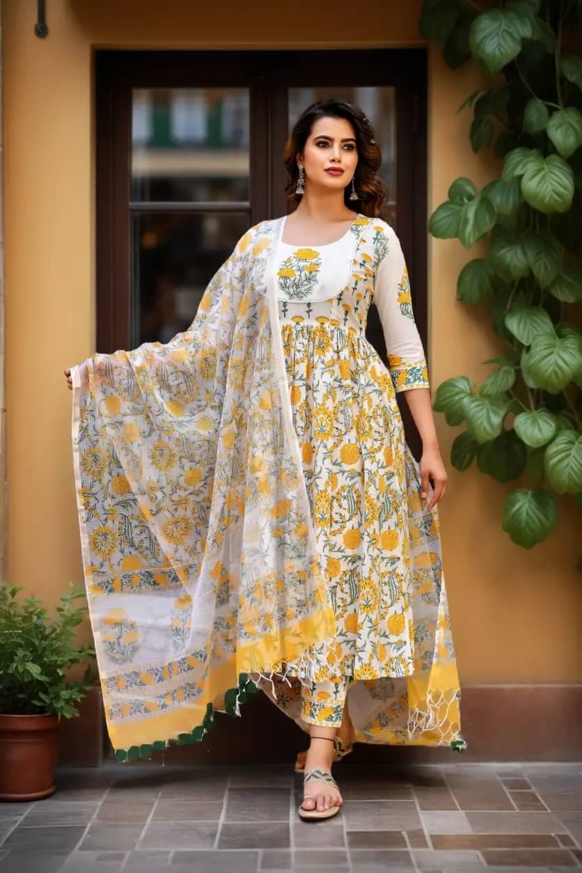     			Ethnic 3 U Women Rayon Printed A-line Kurti With Pants ( Yellow )