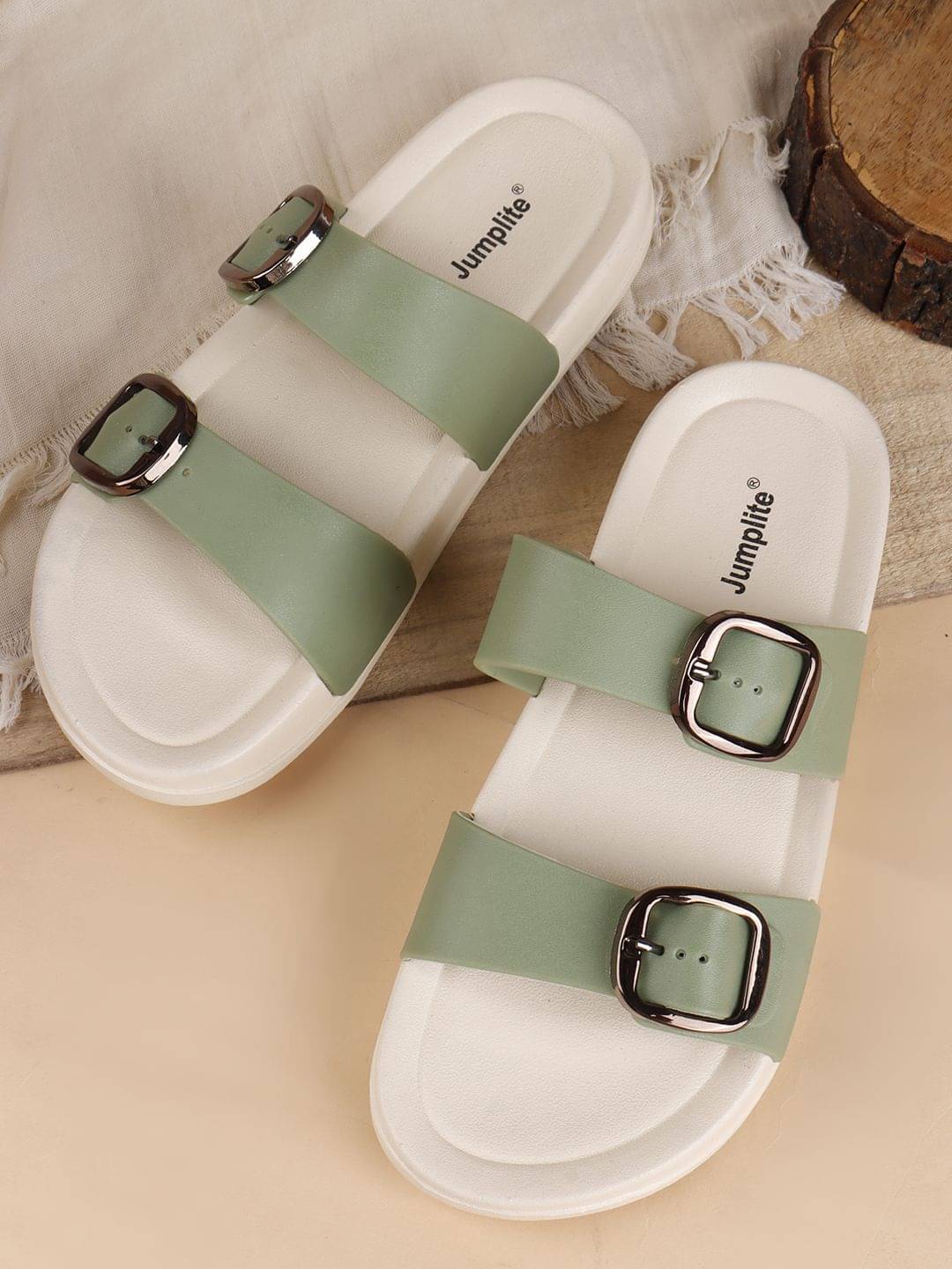     			JUMPLITE Green Women's Slipper