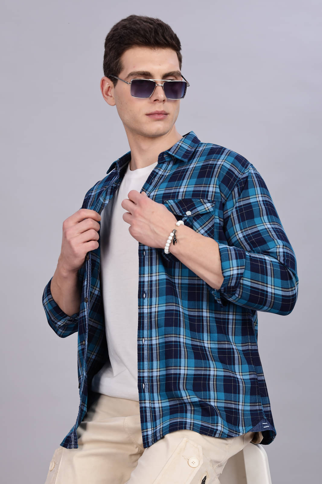 Kuons Avenue 100% Cotton Regular Fit Checks Full Sleeves Men's Casual Shirt - Blue ( Pack of 1 )     			Kuons Avenue 100% Cotton Regular Fit Checks Full Sleeves Men's Casual Shirt - Blue ( Pack of 1 )