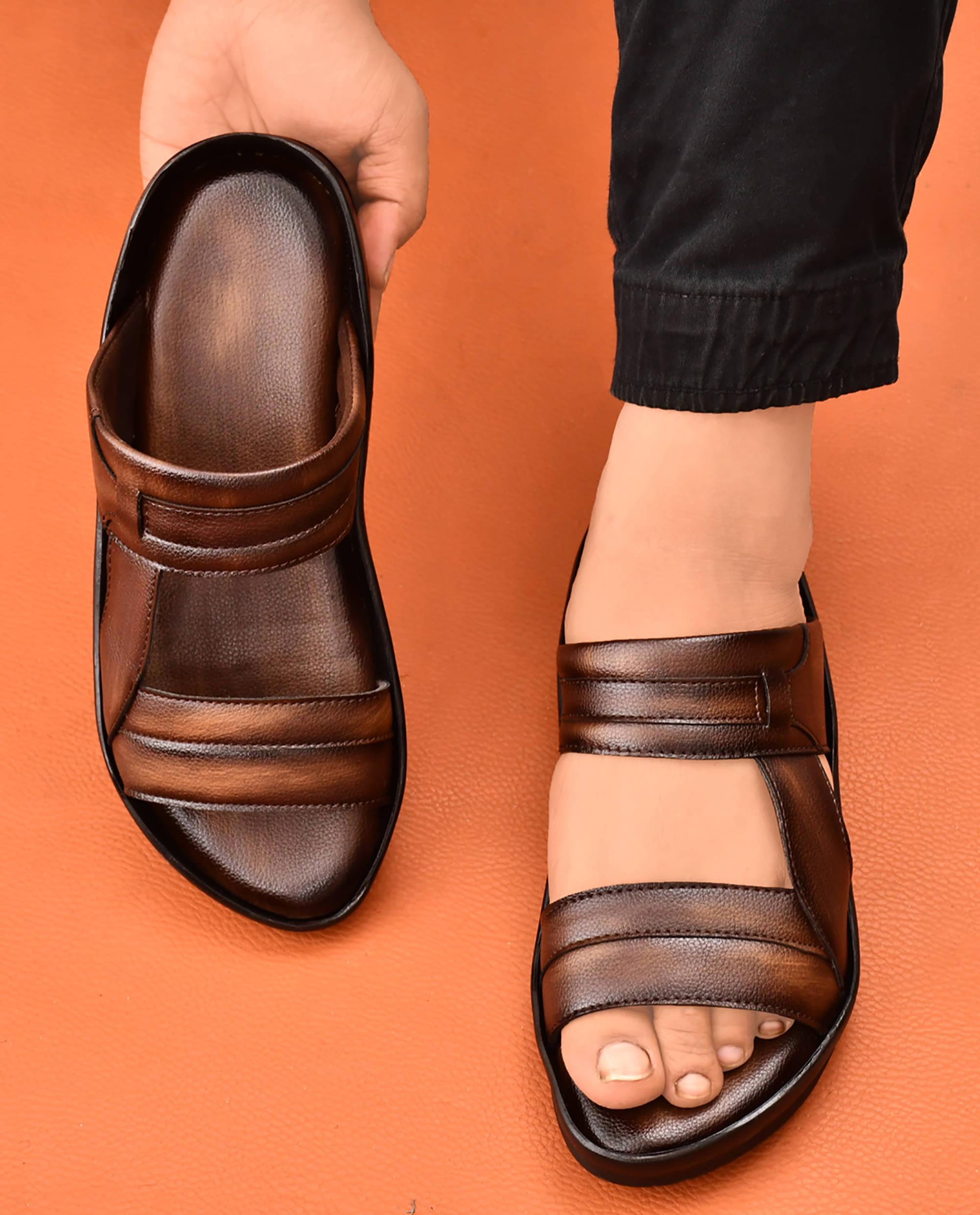     			Real Bliss Brown Men's Leather Slipper
