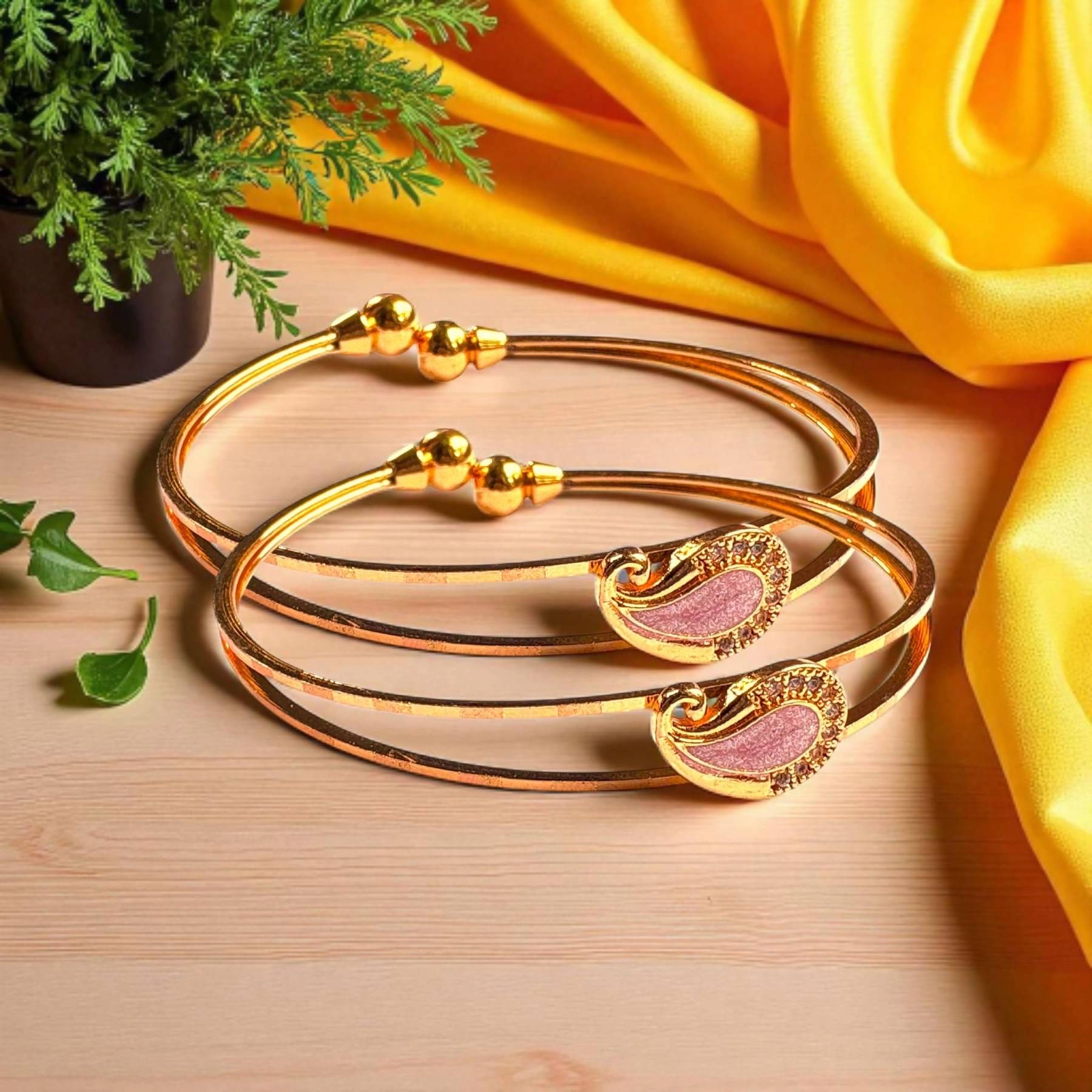     			Swasti mart Gold Bracelet ( Pack of 1 )