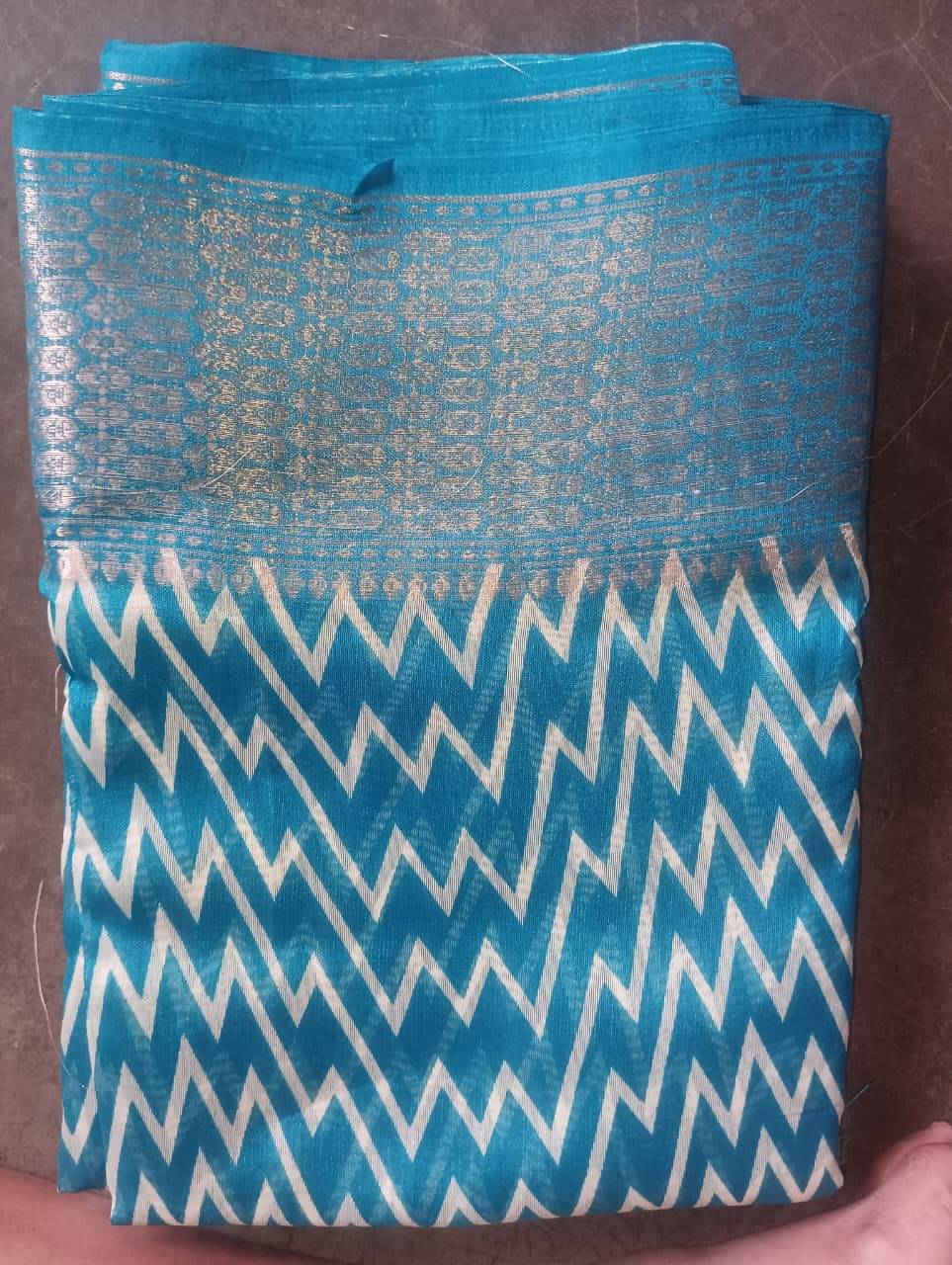     			yugana Chanderi Printed Chanderi saree With Unstitched Blouse Piece ( Blue )