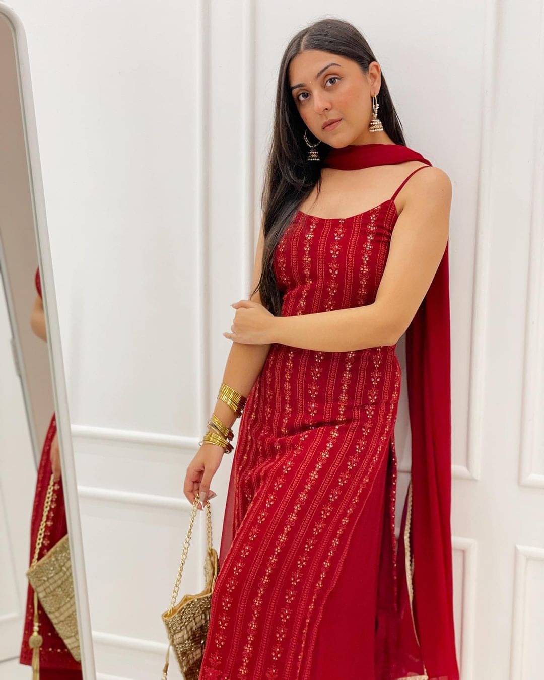     			ALTECIA Women Georgette Zari Embroidered A-line Kurti with Dupatta ( Red )