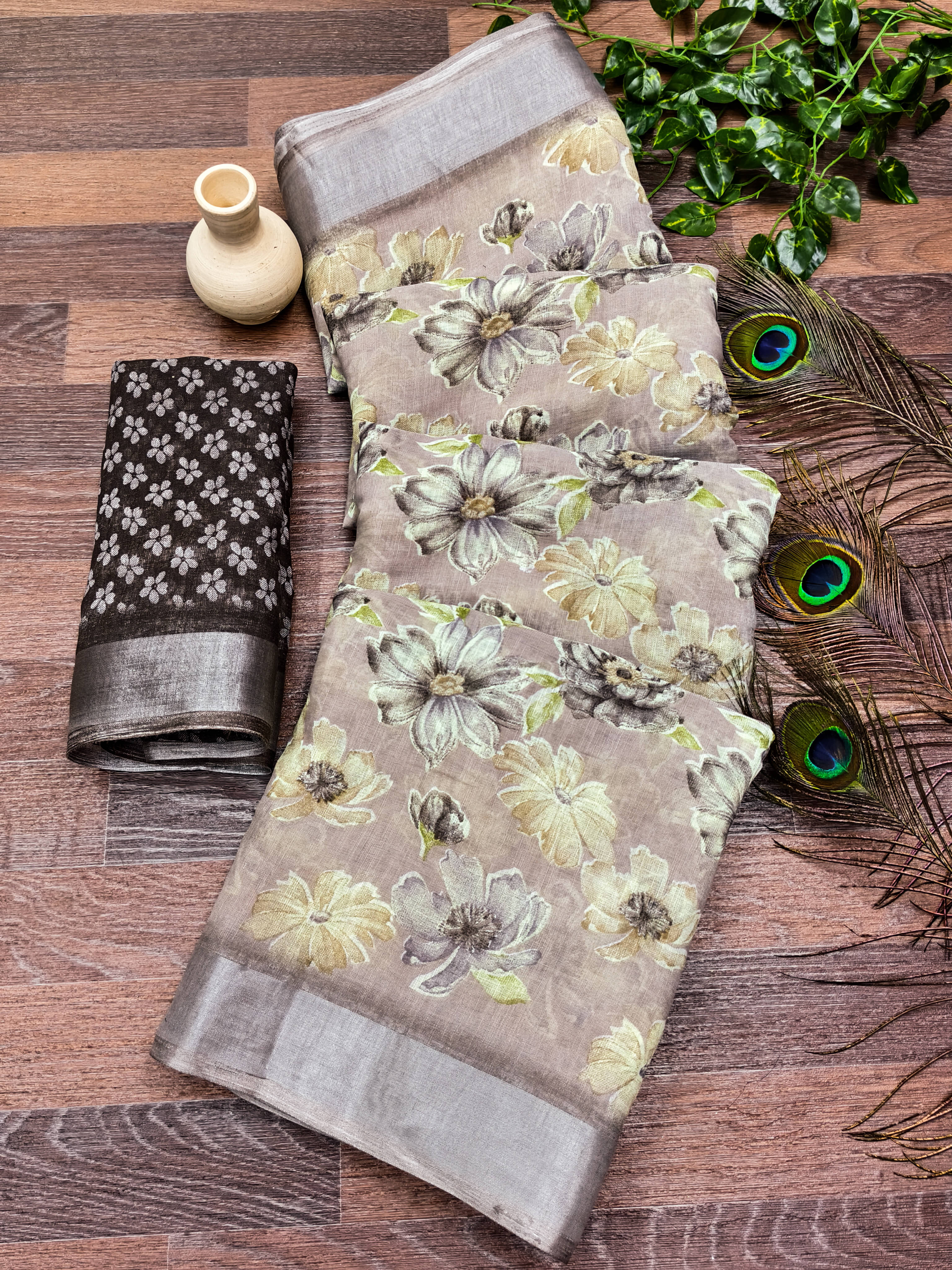     			ANAND SAREES Linen Printed Ilkal Saree With Unstitched Blouse Piece ( GREY )