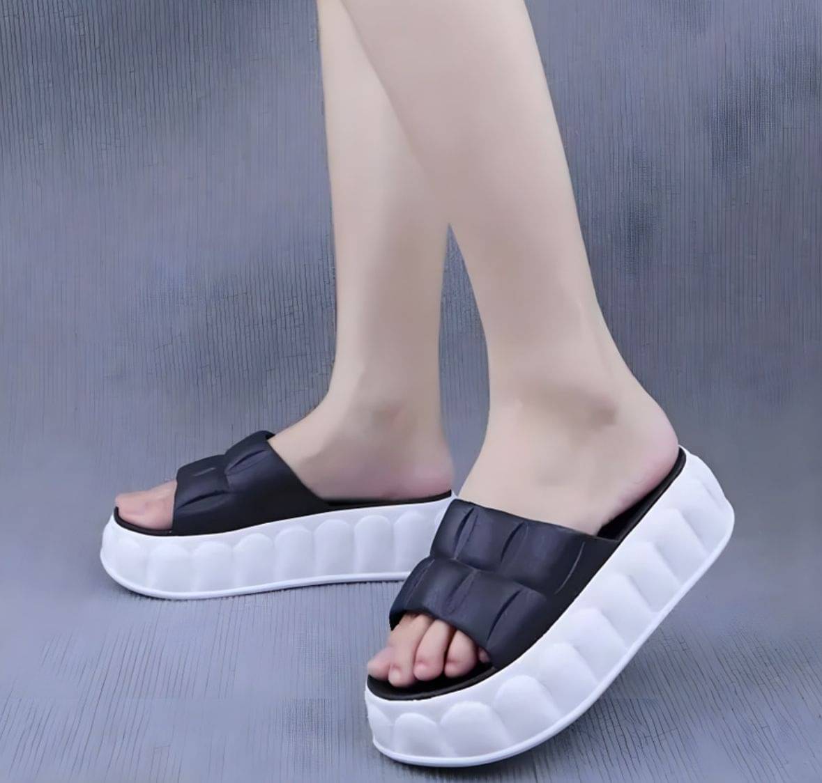     			FUSEOWL Black Women's Flip Flop