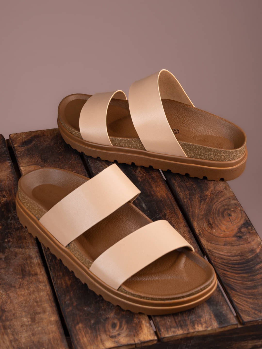     			Fentacia Beige Women's Flats