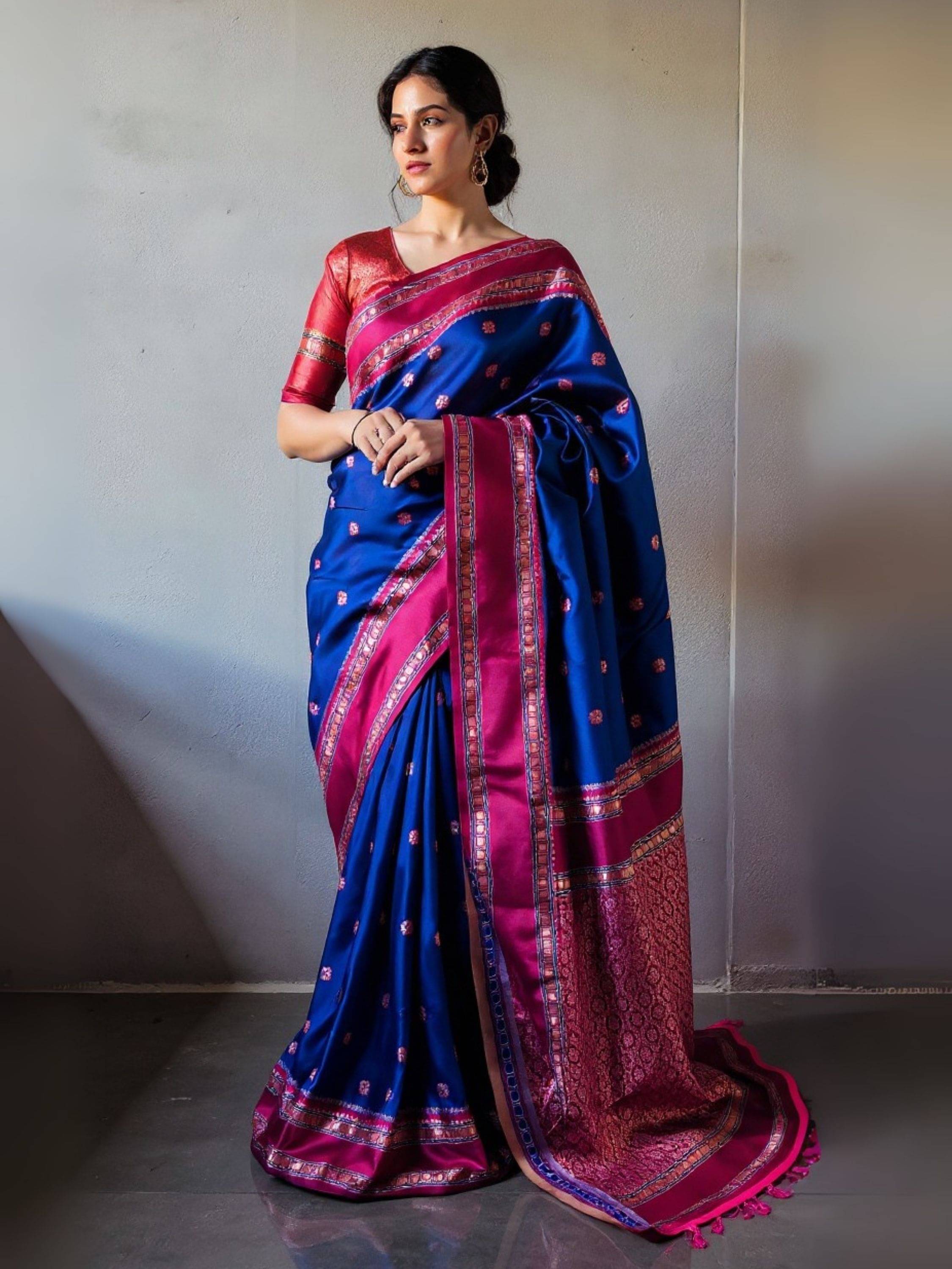     			Niza Fashion Jacquard Woven Regular Saree With Unstitched Blouse Piece ( Blue )