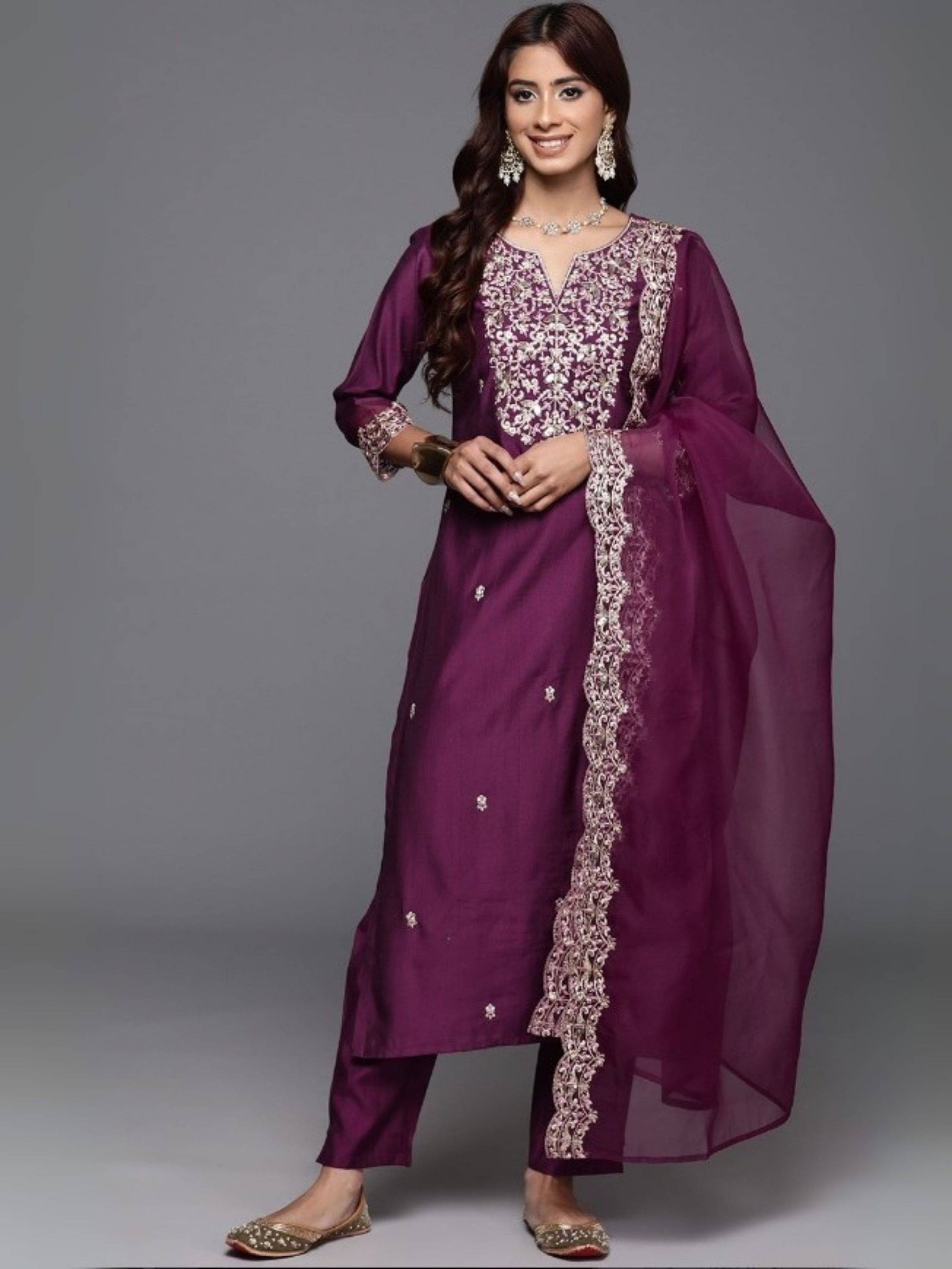    			Niza Fashion Women Chanderi Embroidered Straight Kurti With Pants ( Wine )