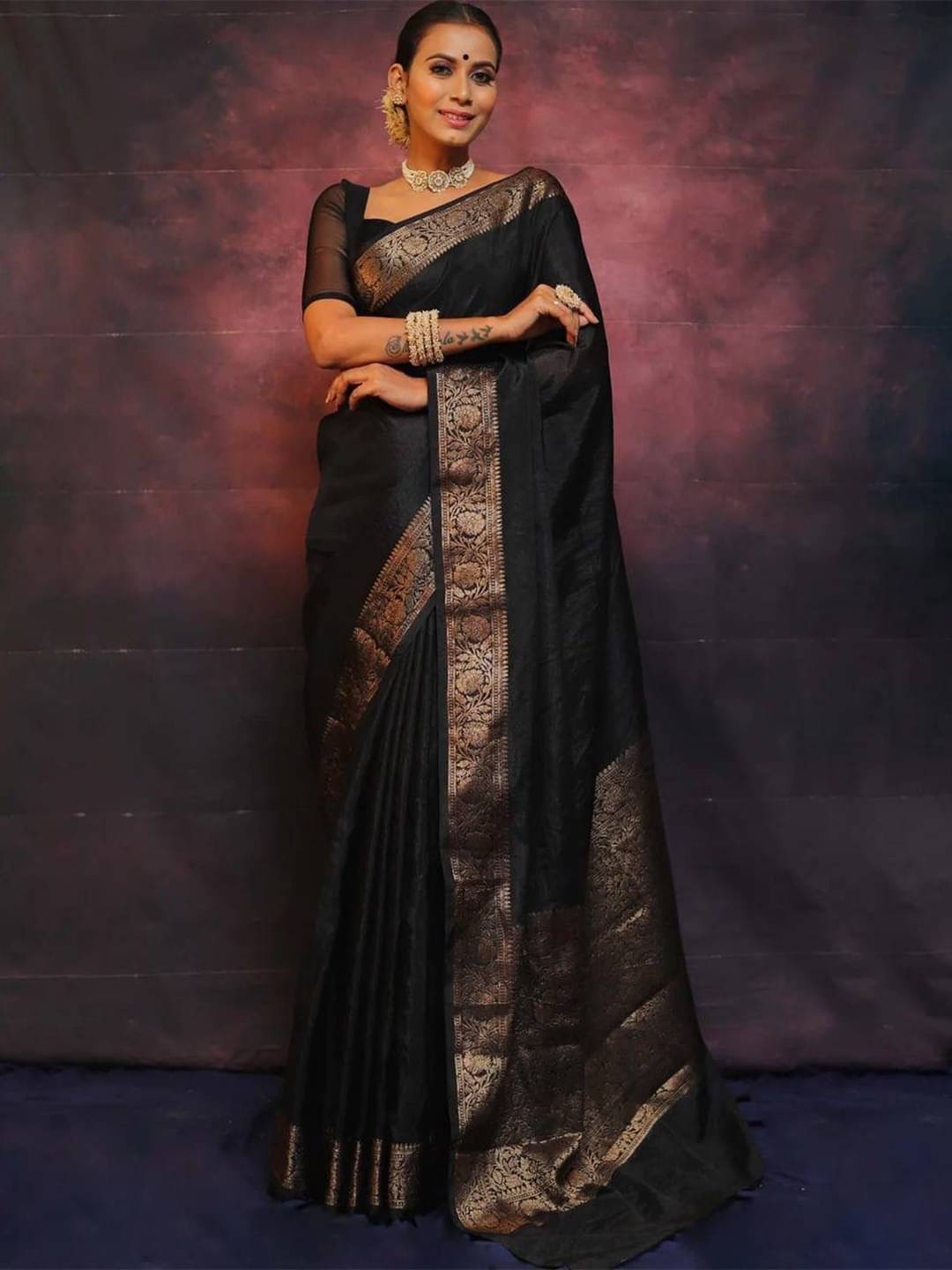 PEER STORE Jacquard Woven Banarasi saree With Unstitched Blouse Piece ( Black ) PEER STORE Jacquard Woven Banarasi saree With Unstitched Blouse Piece ( Black )