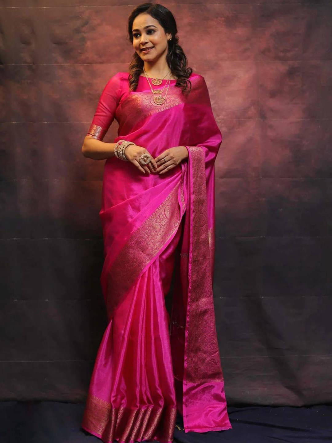 PEER STORE Jacquard Woven Banarasi saree With Unstitched Blouse Piece ( Pink ) PEER STORE Jacquard Woven Banarasi saree With Unstitched Blouse Piece ( Pink )