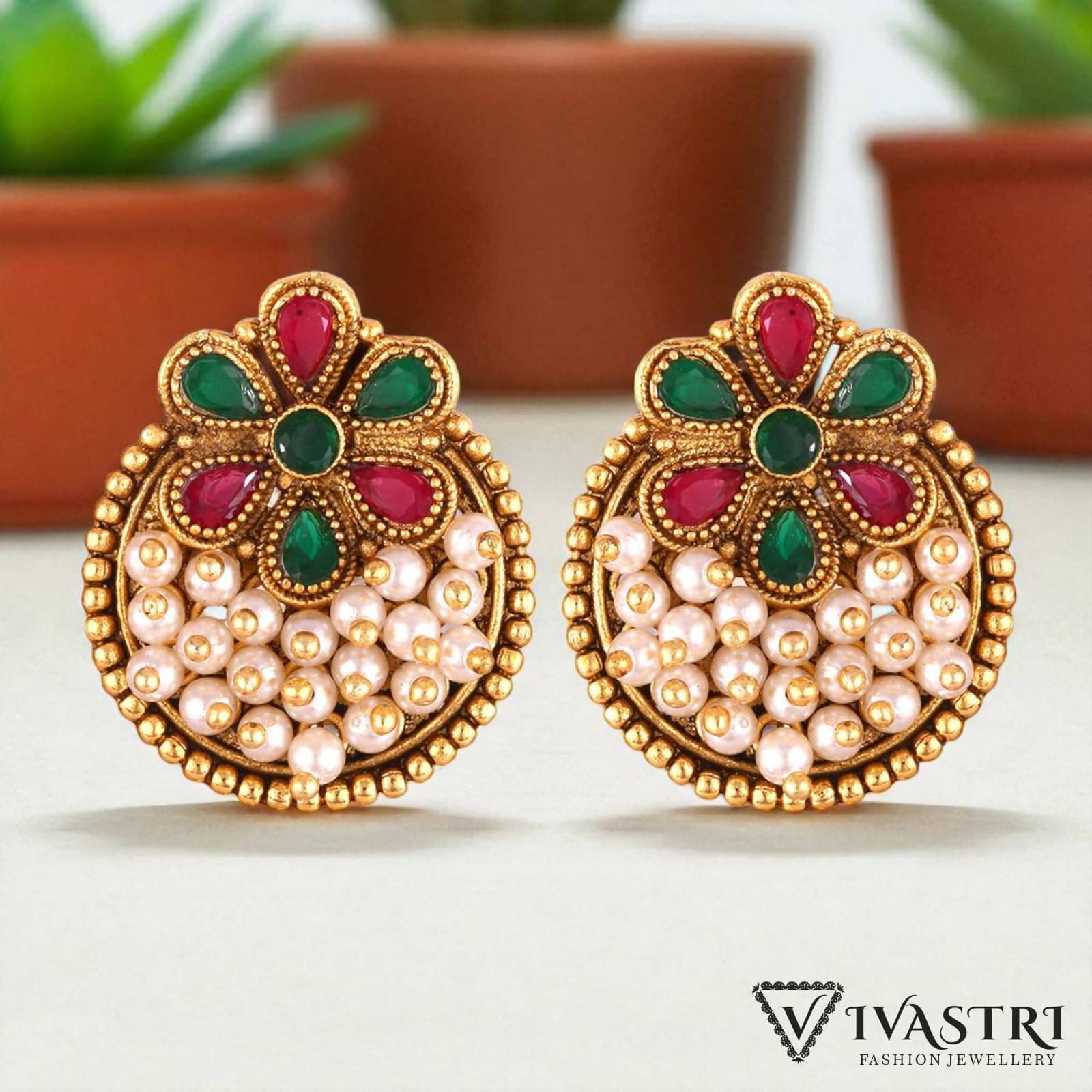     			VIVASTRI Golden Stud Earrings ( Pack of 1 )