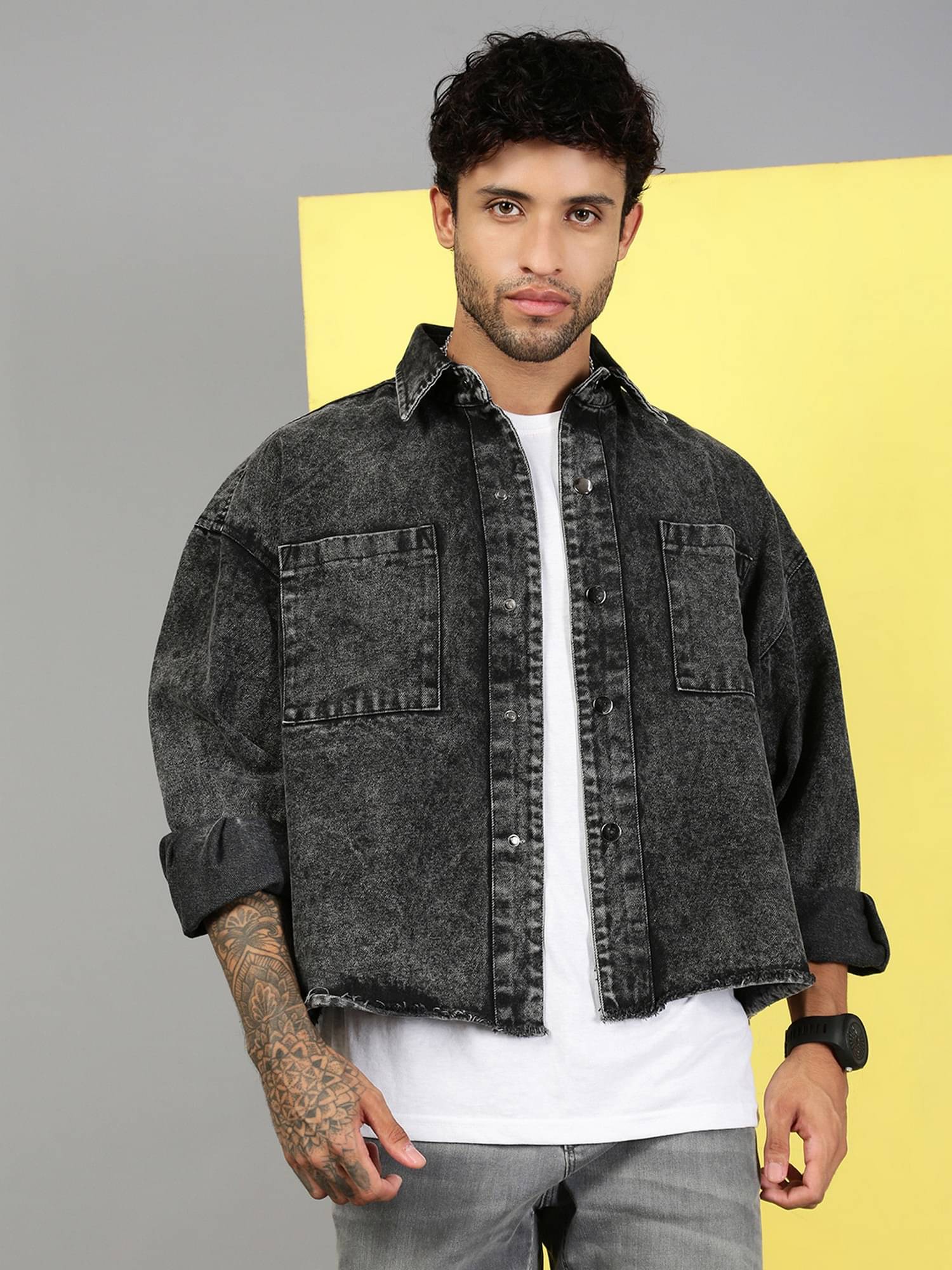     			VOGATI Denim Oversized Fit Dyed Full Sleeves Men's Casual Shirt - Grey ( Pack of 1 )