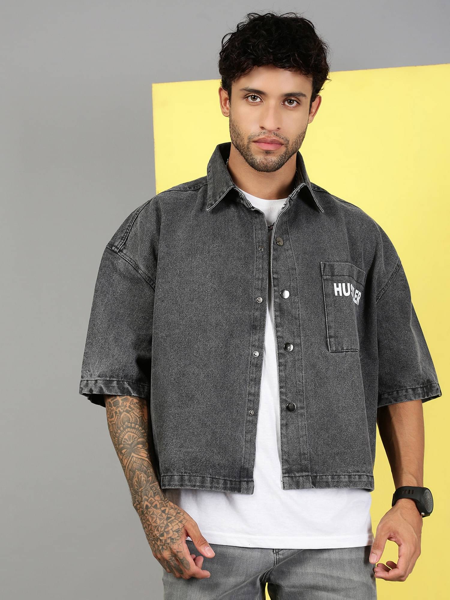     			VOGATI Denim Oversized Fit Dyed Half Sleeves Men's Casual Shirt - Grey ( Pack of 1 )