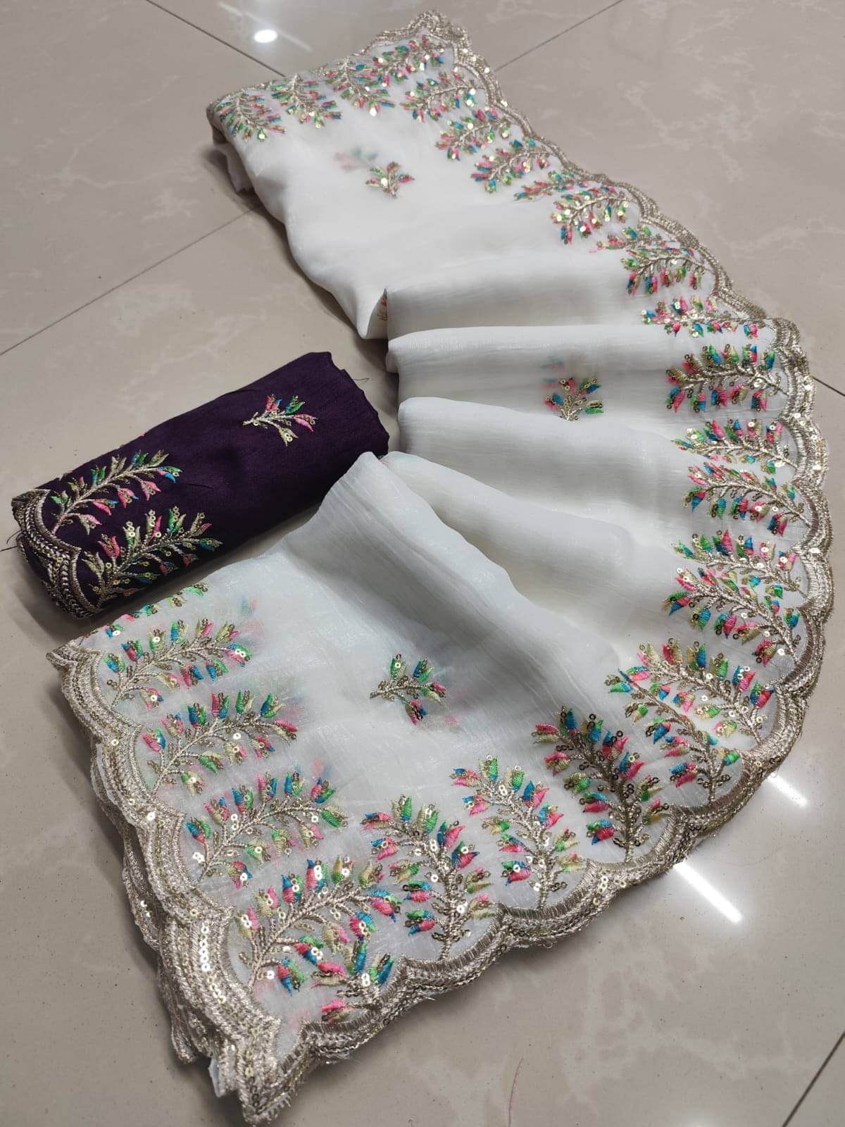 Avenue Creation Chiffon Embroidered Regular Saree With Unstitched Blouse Piece ( Off White )     			Avenue Creation Chiffon Embroidered Regular Saree With Unstitched Blouse Piece ( Off White )