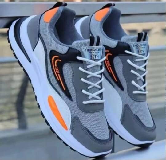    			Bolinzer Dark Grey Men's Sneakers