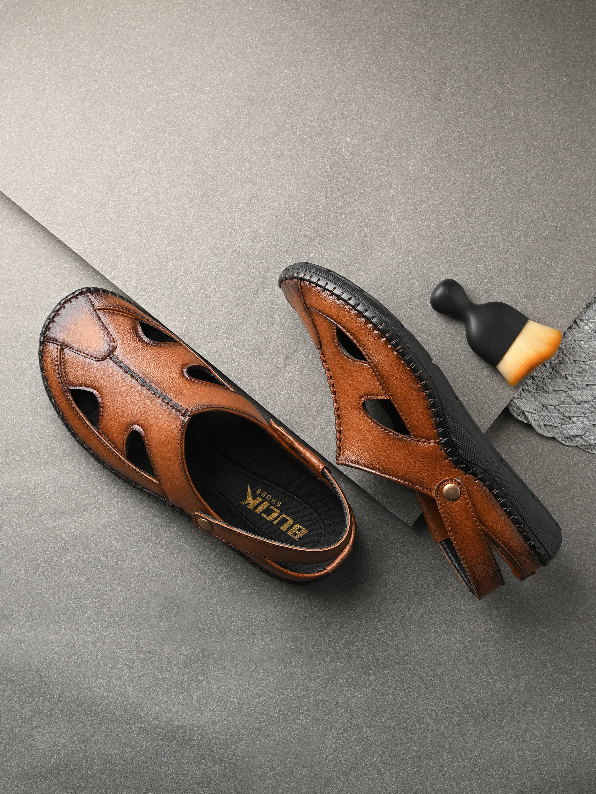     			Bucik - Tan Men's Sandals