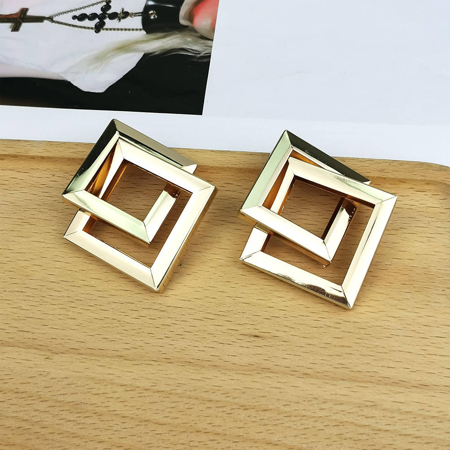     			Buetie Golden Drop Earrings ( Pack of 1 )