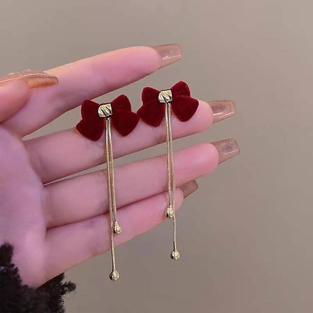     			Buetie Maroon Drop Earrings ( Pack of 1 )