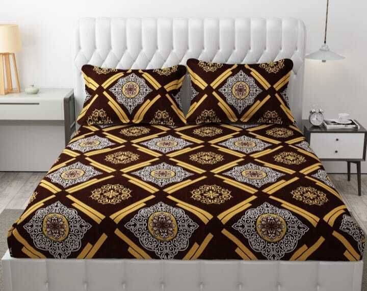     			CottonDreamz Microfiber 1 Double Queen Bedsheet with 2 Pillow Covers ( Brown )