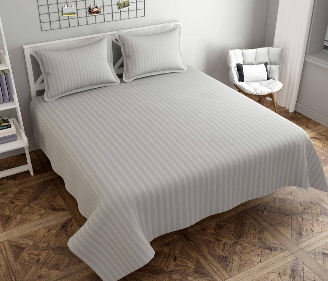     			CottonDreamz Microfiber 1 Double Queen Bedsheet with 2 Pillow Covers ( Silver )