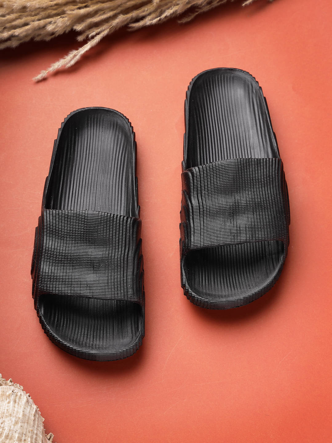     			Dewk Berries Black Men's Slide Flip Flop