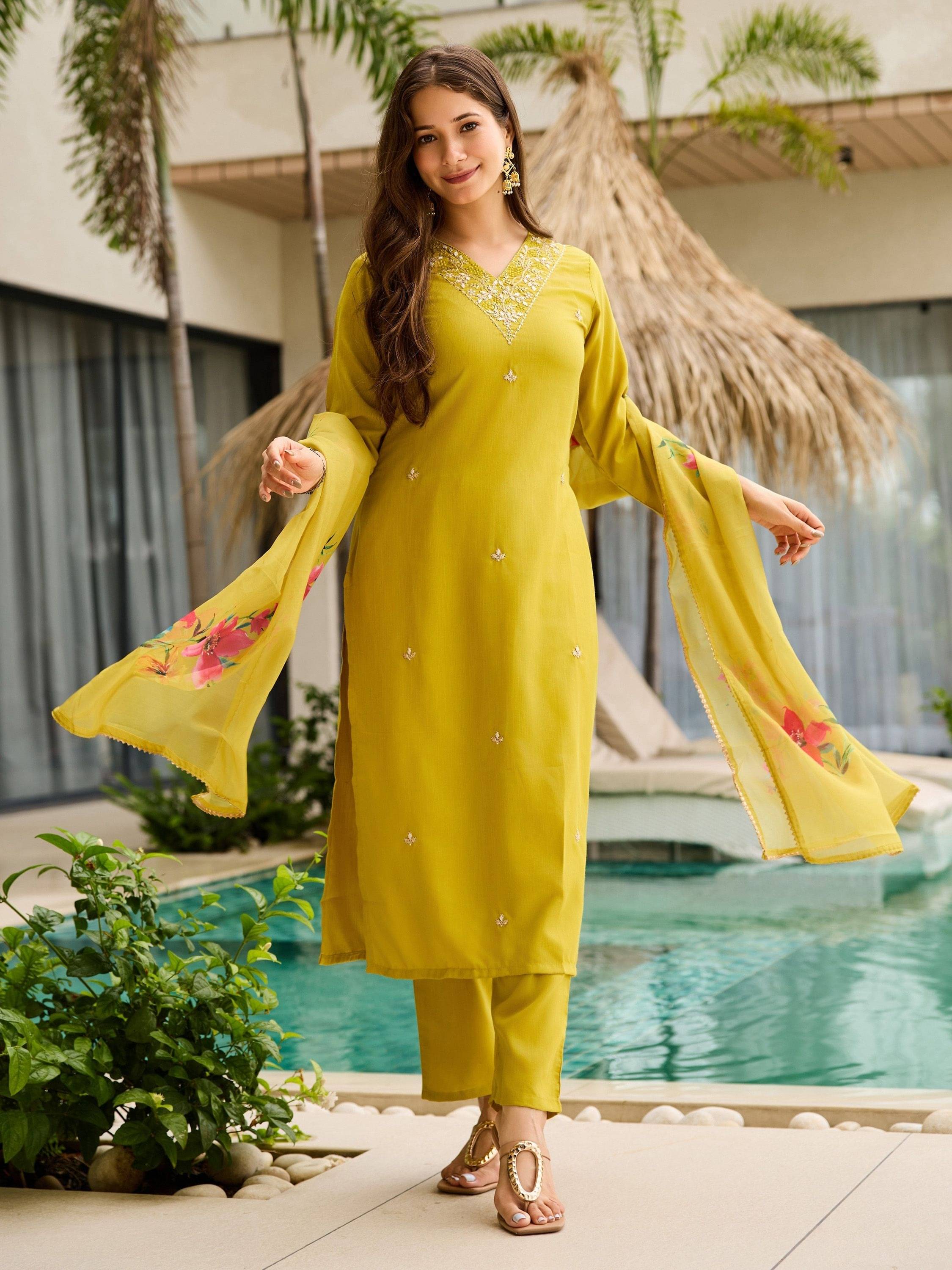     			Eeloo Women Rayon Embroidered Straight Kurti With Pants ( Yellow )