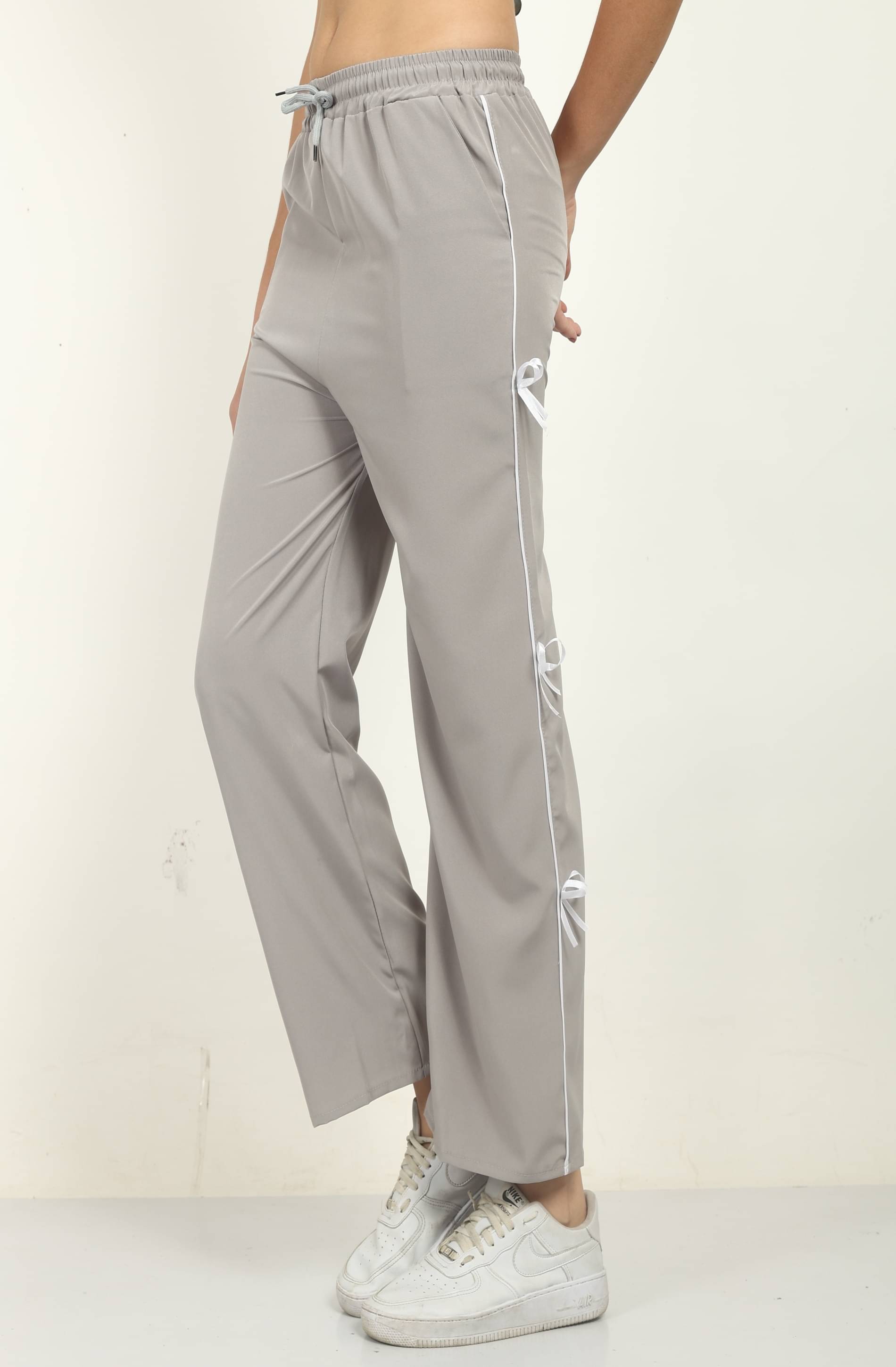     			MISS MEBINO Women Polyester Parachute Trousers ( Grey )
