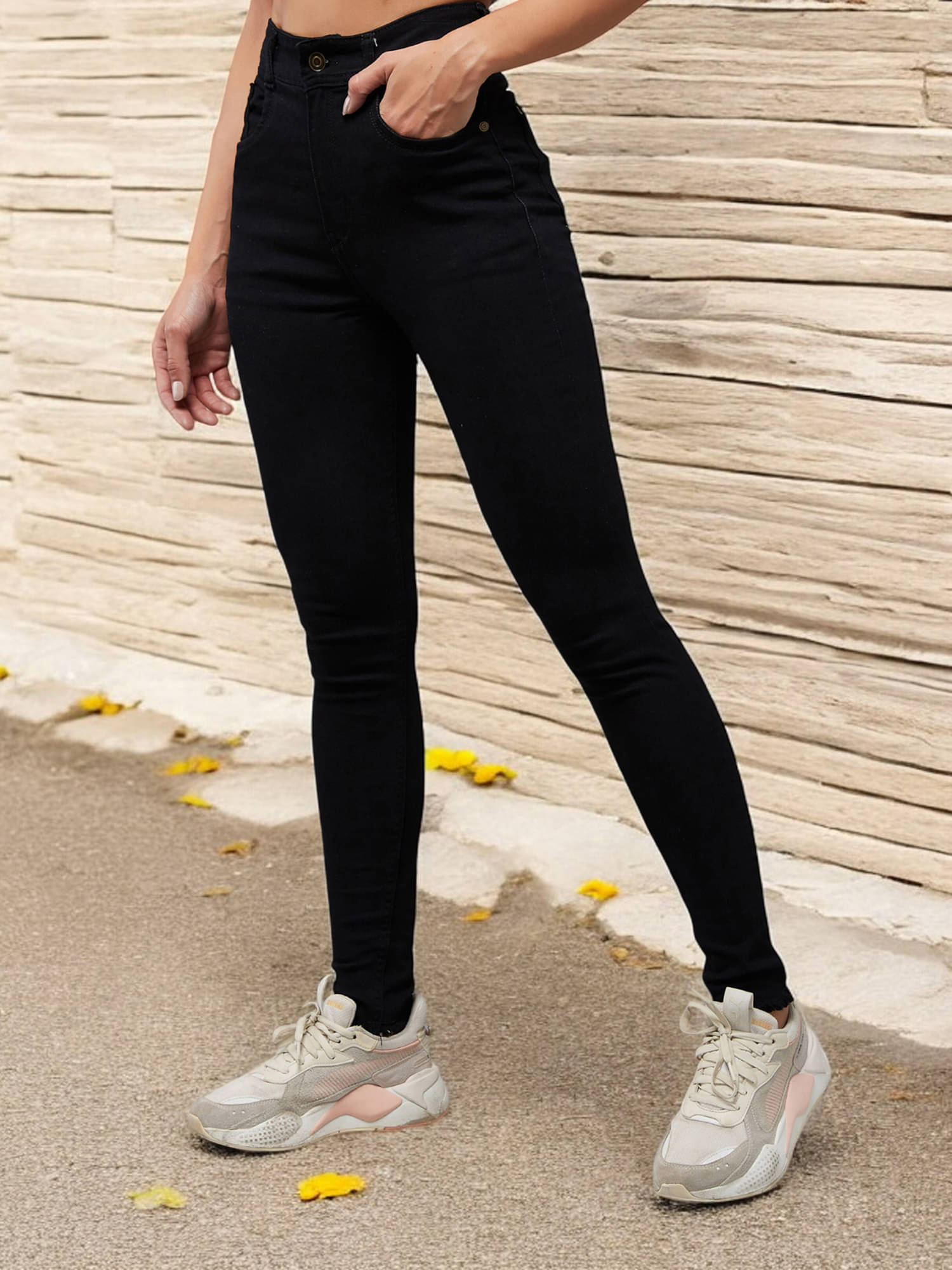     			Miss Chase Women's Slim Fit High-Rise Jeans ( Black )
