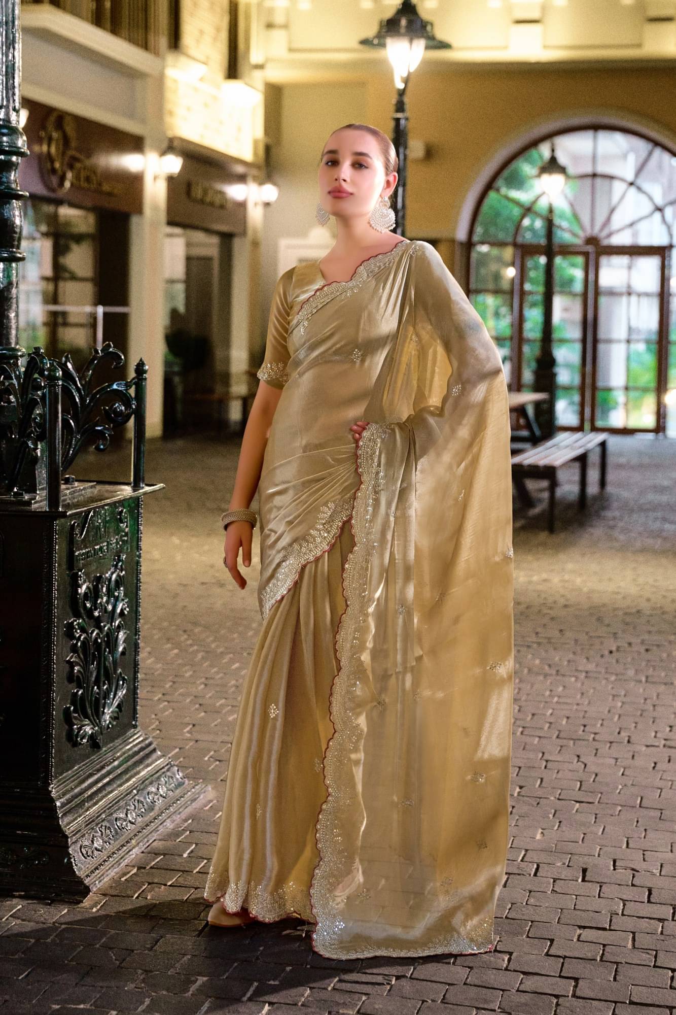     			PANZORA Chiffon Solid Regular Saree With Unstitched Blouse Piece ( Beige )