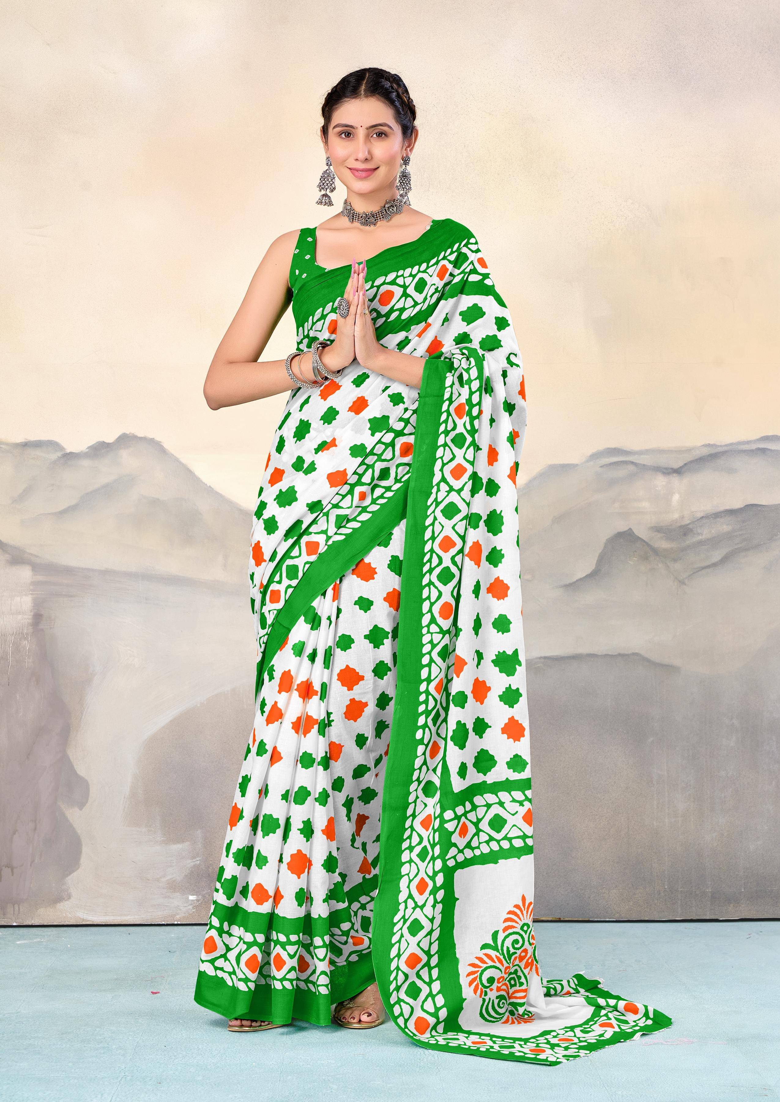     			PANZORA Cotton Blend Solid Regular Saree With Unstitched Blouse Piece ( Light Green )