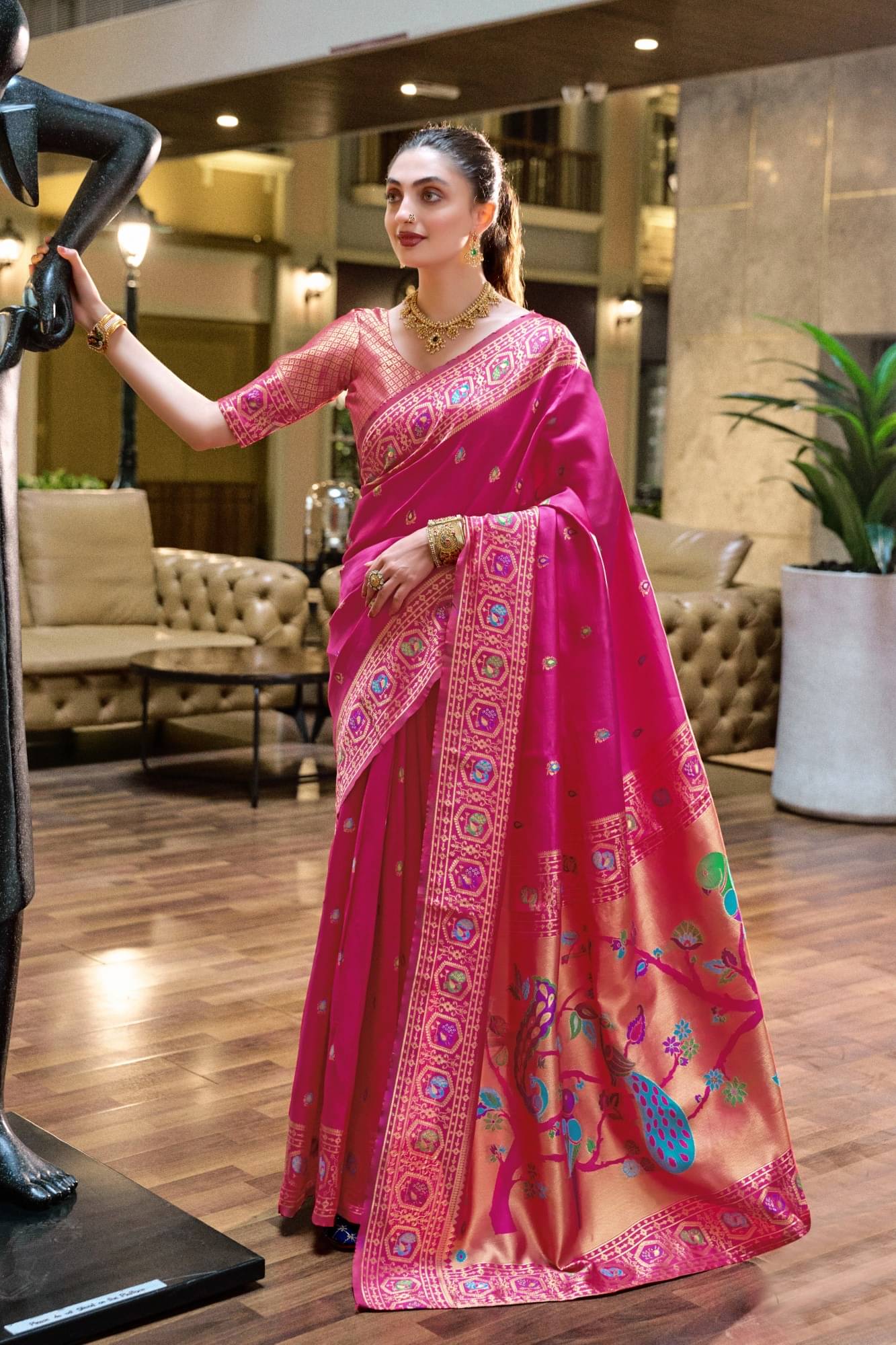     			PANZORA Silk Solid Regular Saree With Unstitched Blouse Piece ( Pink )