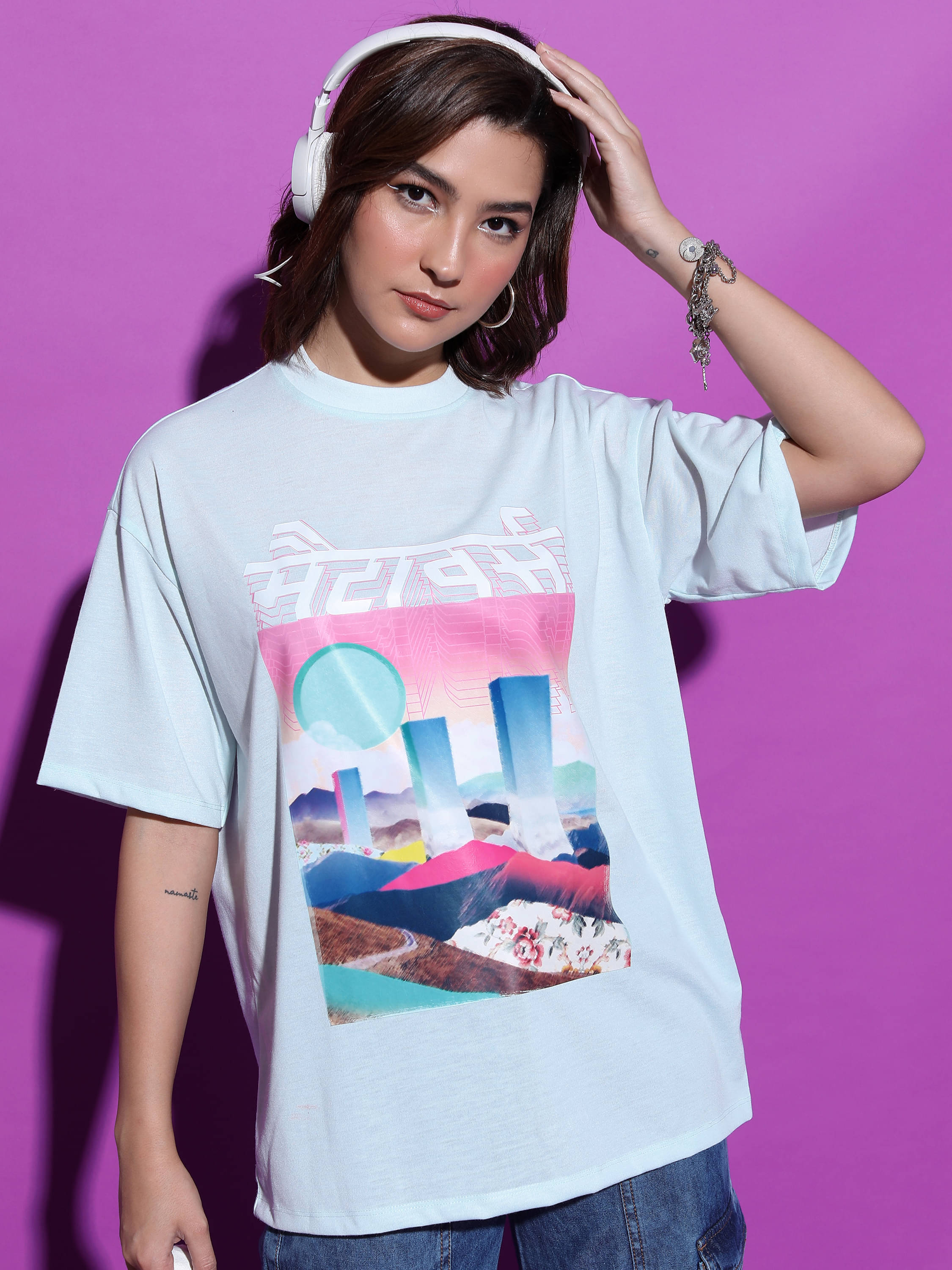     			Tokyo Talkies Women Poly Cotton Solid Oversized Fit Round Neck T-Shirt ( Light Blue )