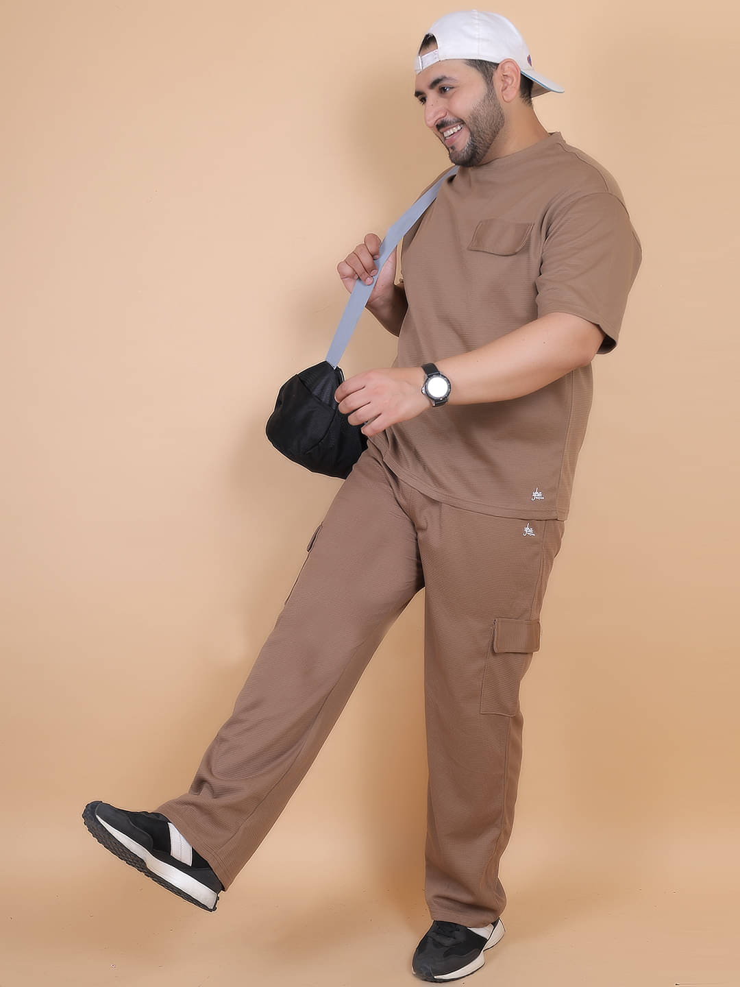    			YHA Men's T-shirt With Trackpants Co-Ords Set ( Pack of 1 , Khaki )
