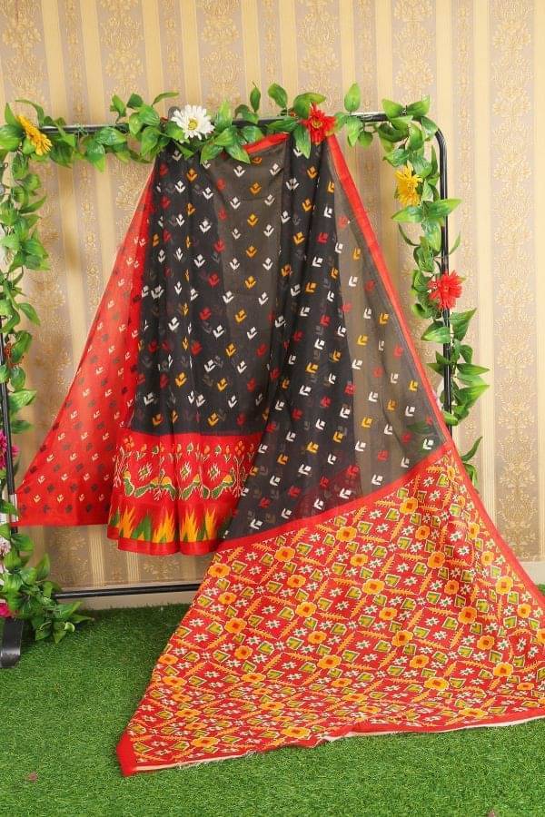     			varutex Art Silk Printed Regular Saree With Unstitched Blouse Piece ( Multicolor 2 )