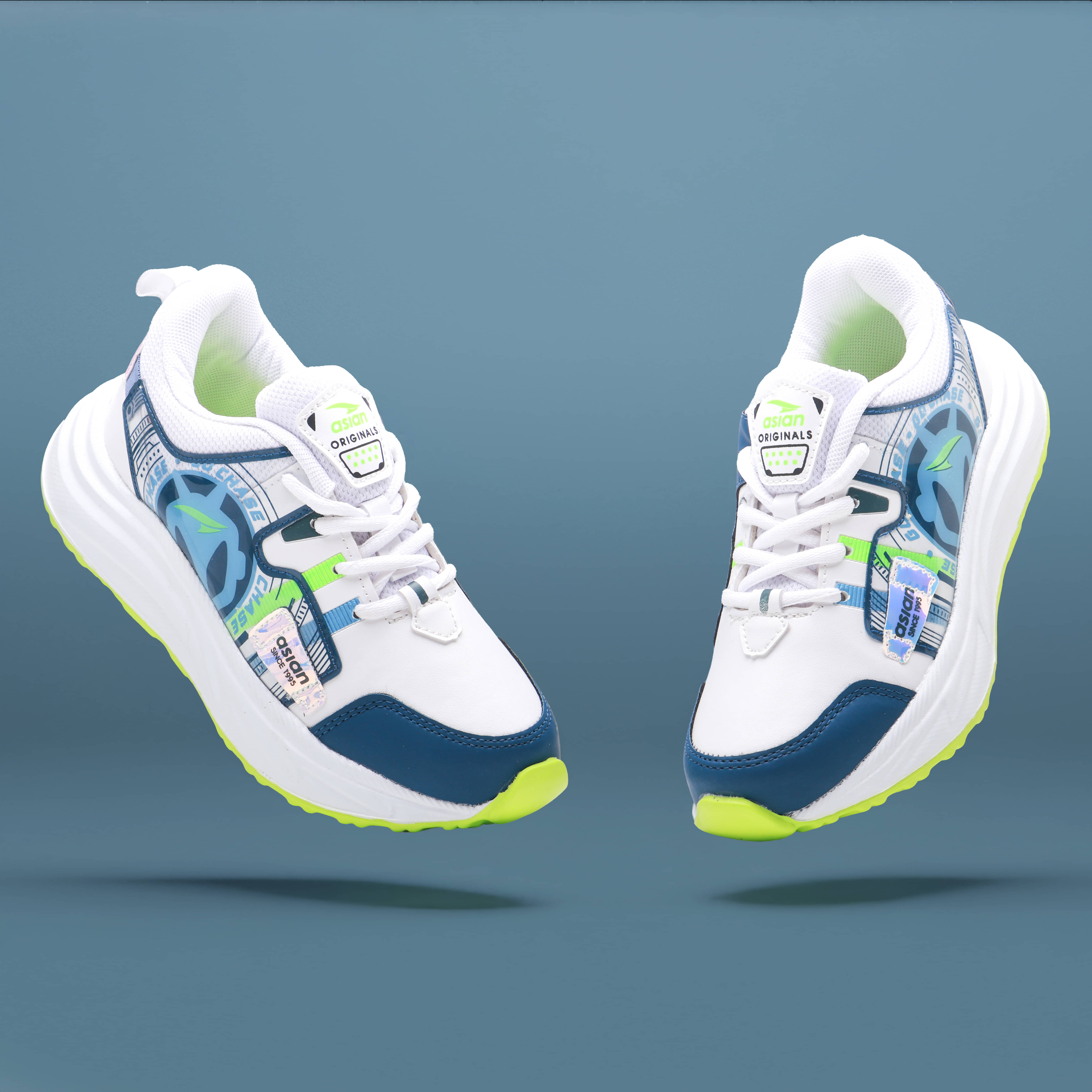     			ASIAN - White Boy's Running Shoes ( 1 Pair )