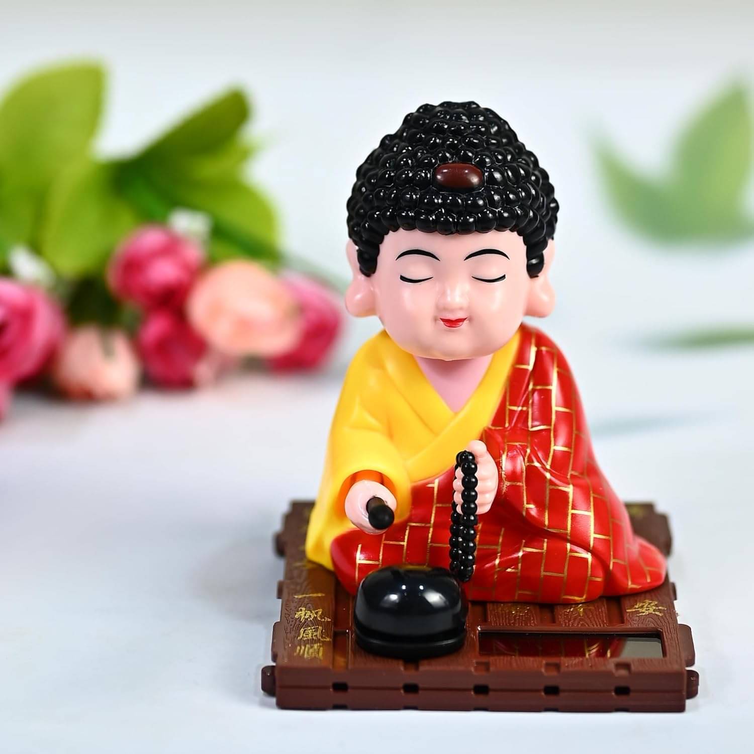     			Decorative Solar-Powered Dancing Buddha Statue | Cute Meditation Buddha Figurine with Lotus Base | Ideal for Car Dashboard | Multicolor | Size 10cm (Blue)
