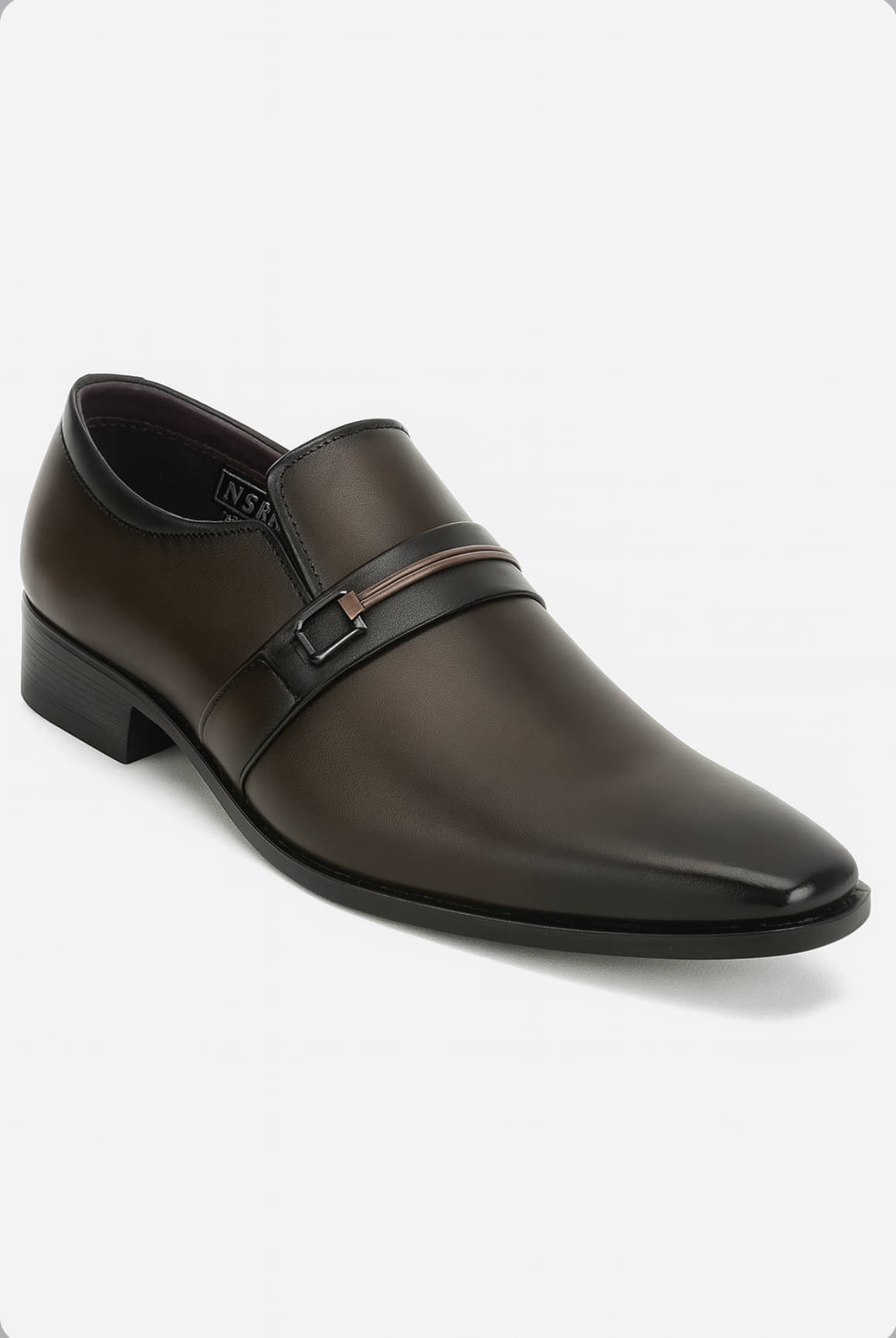     			FUNARIO Brown Men's Derby Formal Shoes