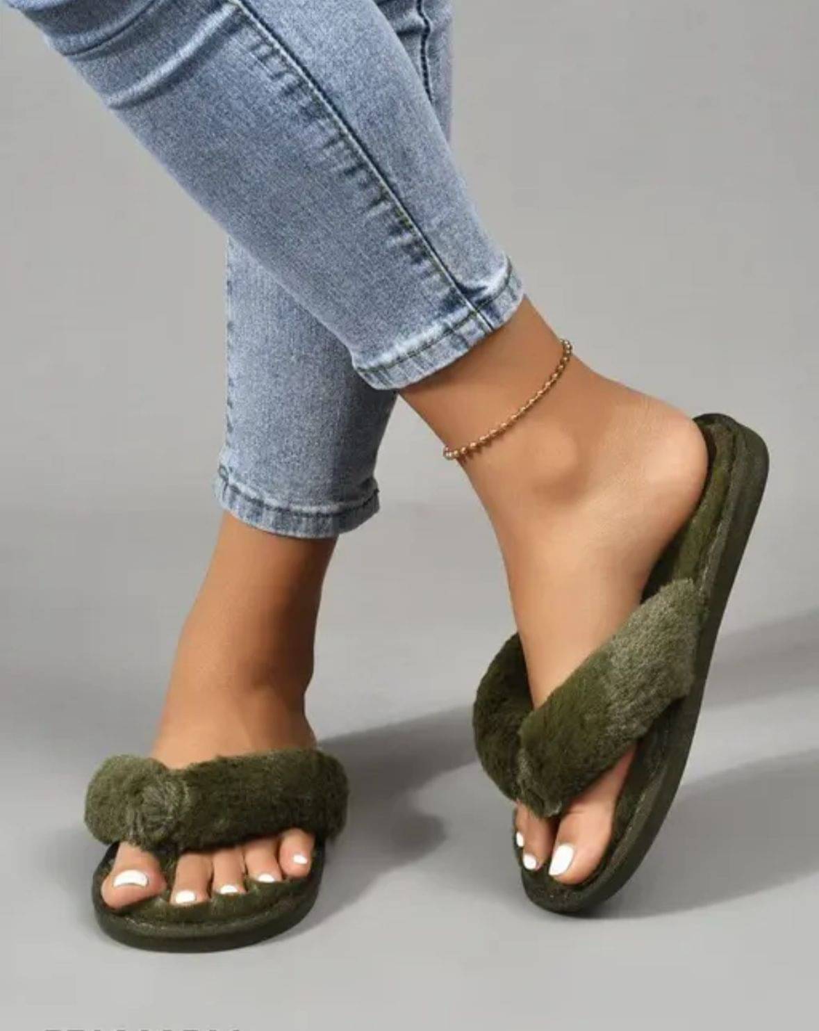     			FUSEOWL Green Women's Slide Flip Flop