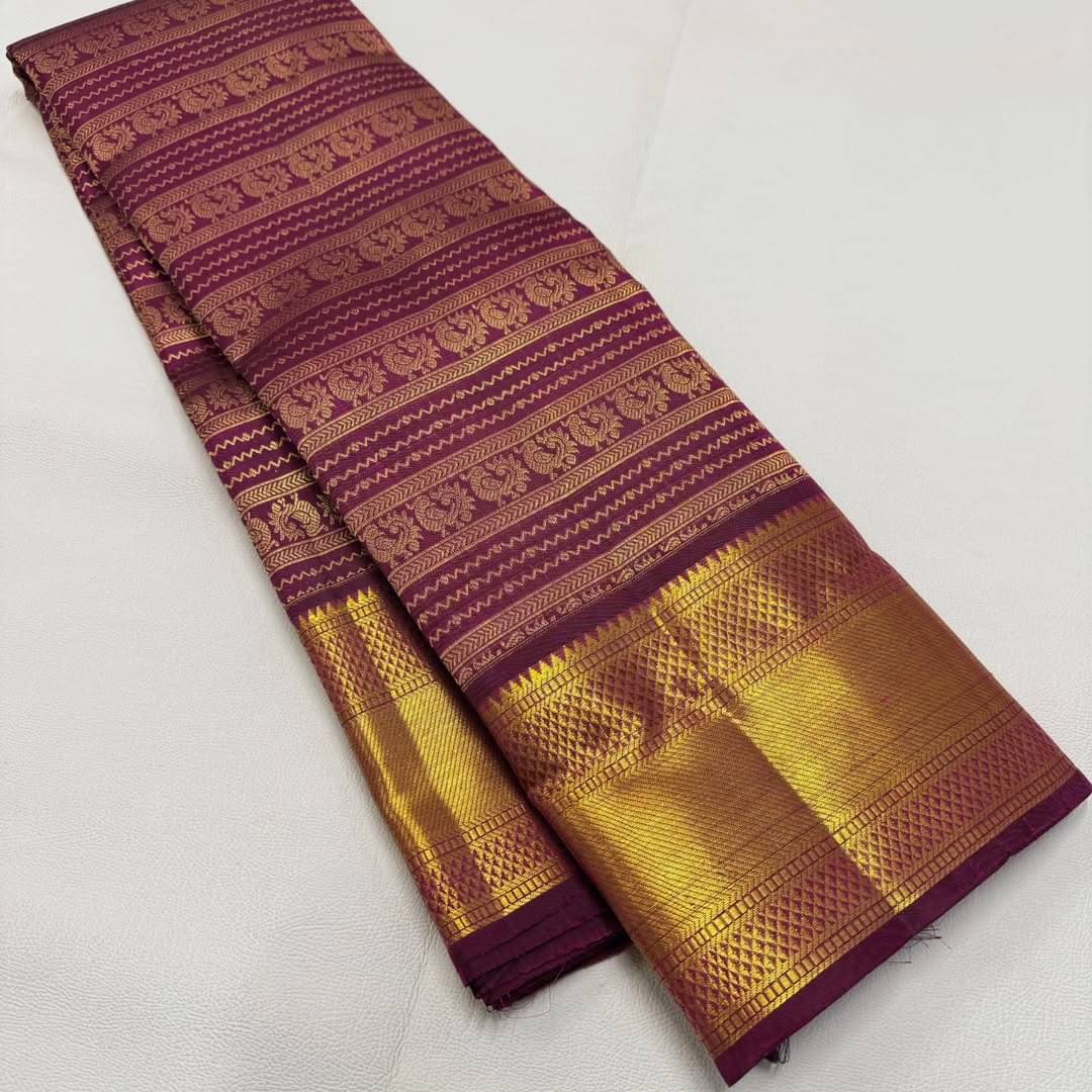     			Flosive Art Silk Striped Banarasi saree With Unstitched Blouse Piece ( Wine )