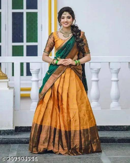     			Kashtbhanjan Silk Printed Regular Saree With Stitched Blouse ( Grey )