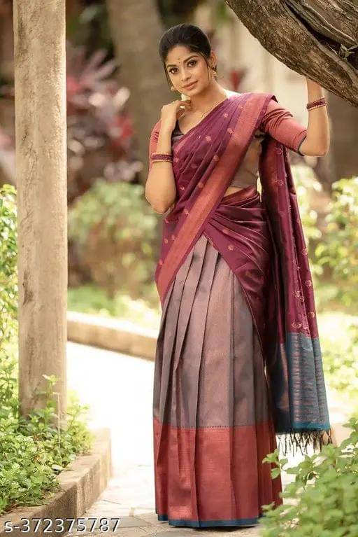     			Kashtbhanjan Silk Printed Regular Saree With Stitched Blouse ( Light Grey )