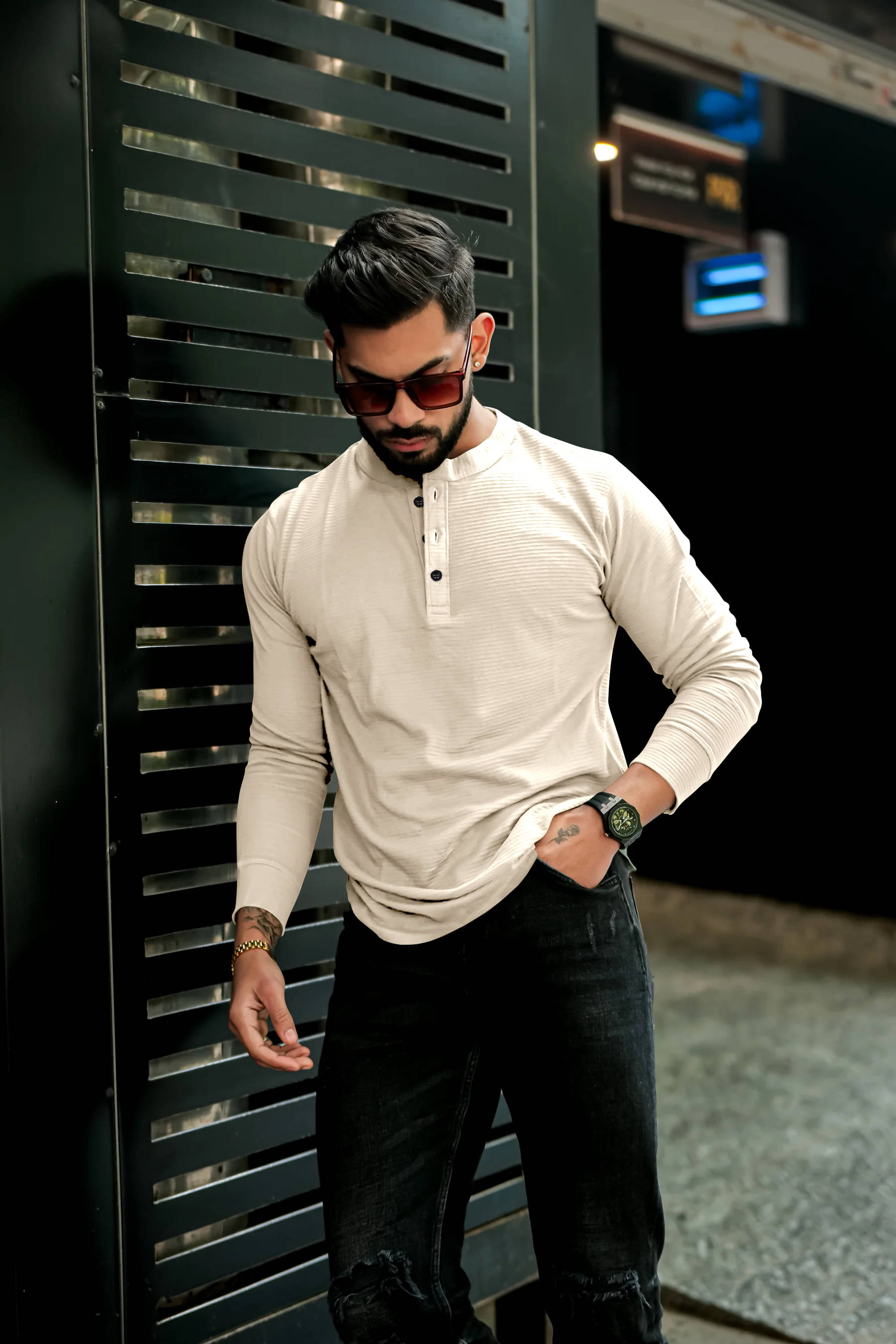     			RUFICA Men Cotton Blend Regular Fit Solid T-Shirt ( White )