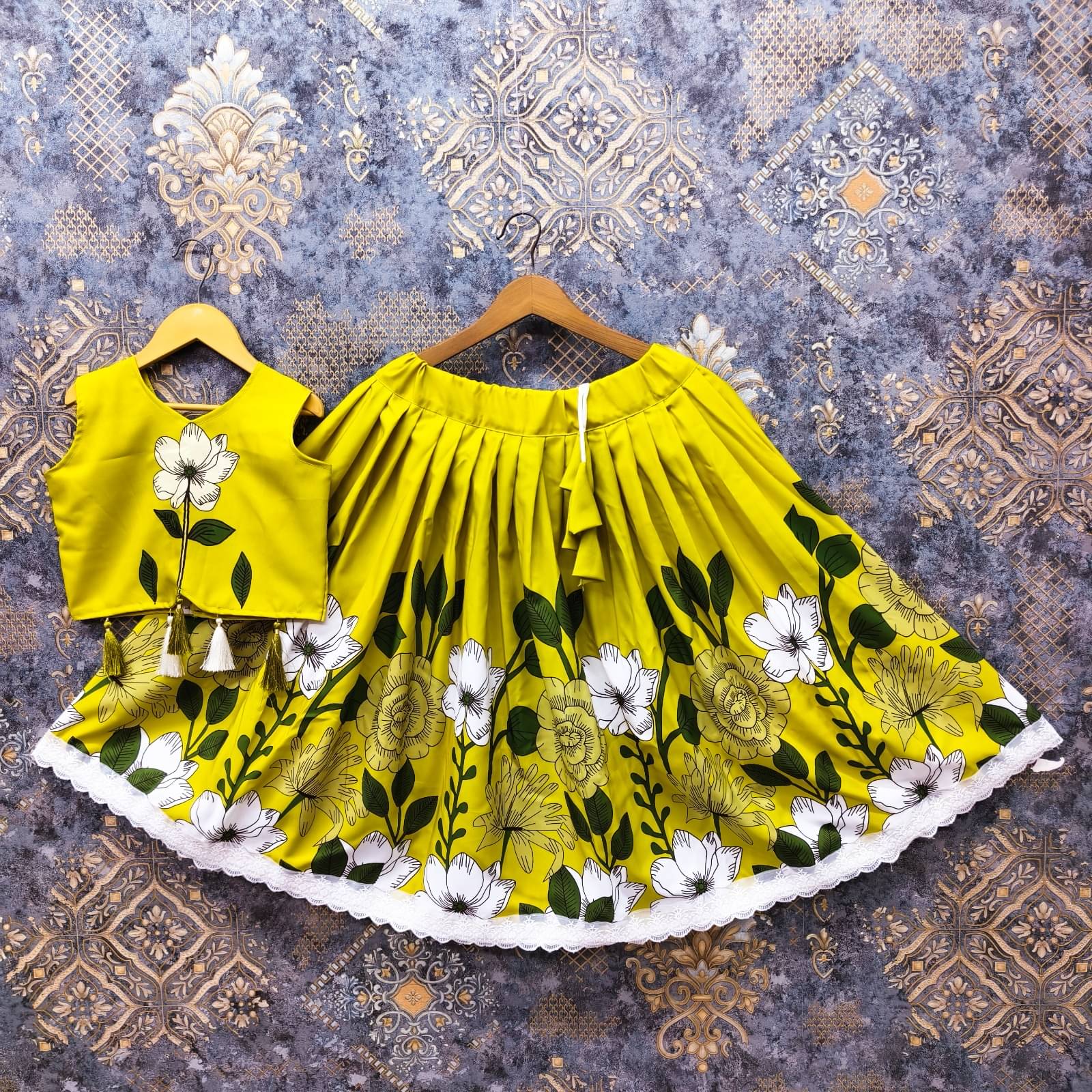     			shree sai creation Rayon Lehenga Choli Set For Girls ( Pack of 1 , Green )