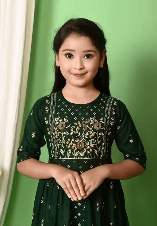     			DS DRESSES Girls Cotton Kurti with Pants ( Pack of 1 , Green )