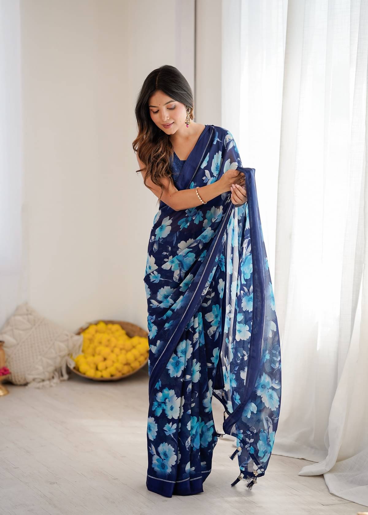 Gazal Fashions Chiffon Printed Regular Saree With Unstitched Blouse Piece ( Blue ) Gazal Fashions Chiffon Printed Regular Saree With Unstitched Blouse Piece ( Blue )