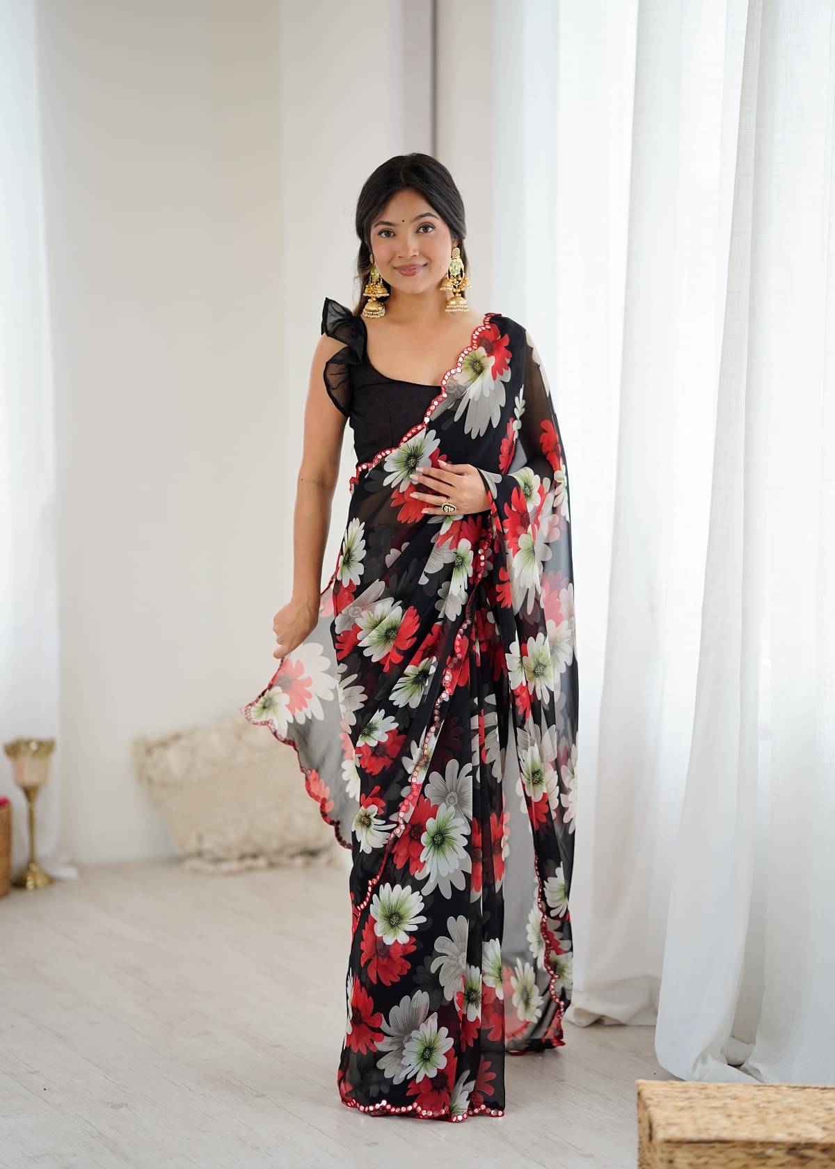 Gazal Fashions Georgette Printed Regular Saree With Unstitched Blouse Piece ( Black )     			Gazal Fashions Georgette Printed Regular Saree With Unstitched Blouse Piece ( Black )